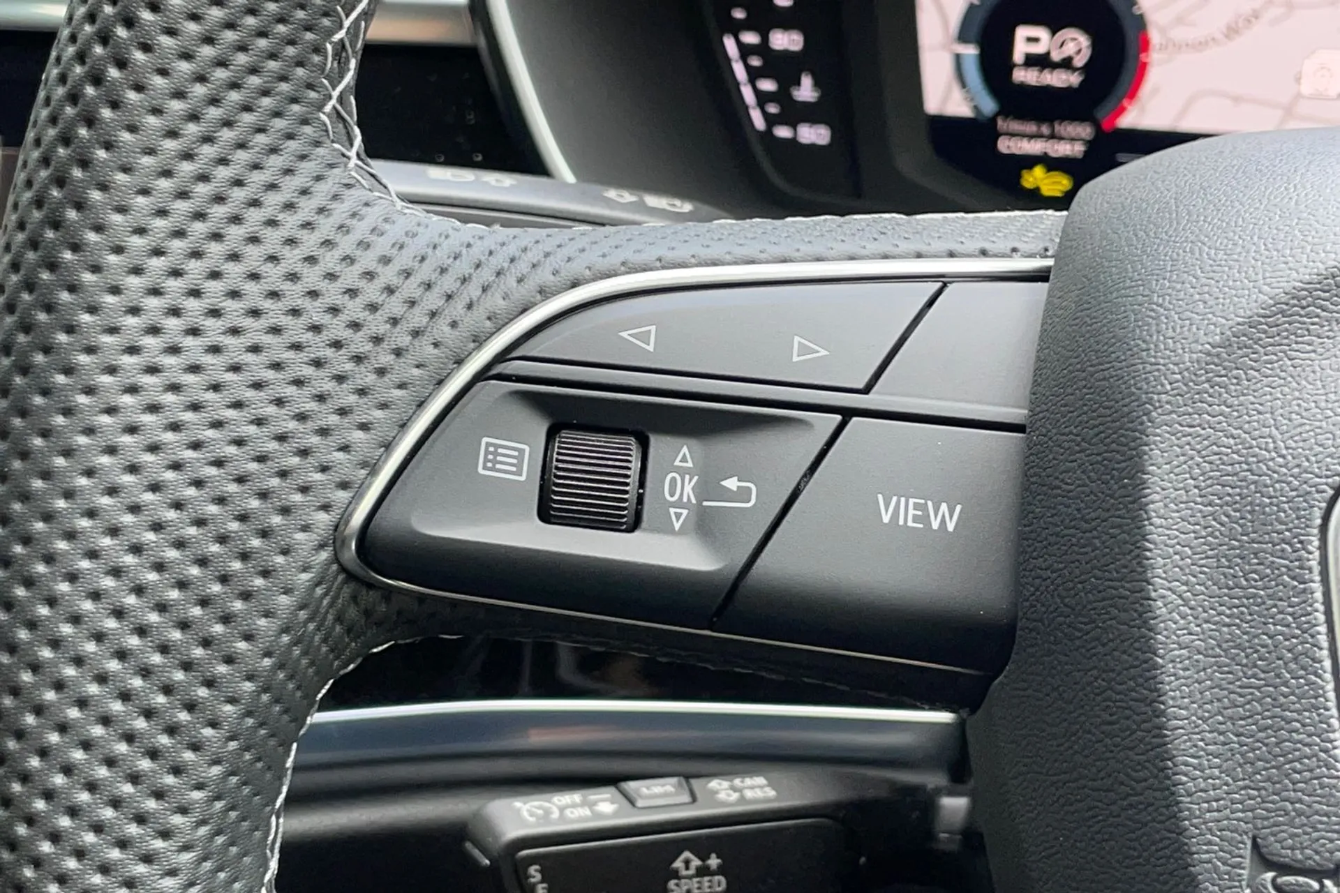 Audi Q3 thumbnail image number 34