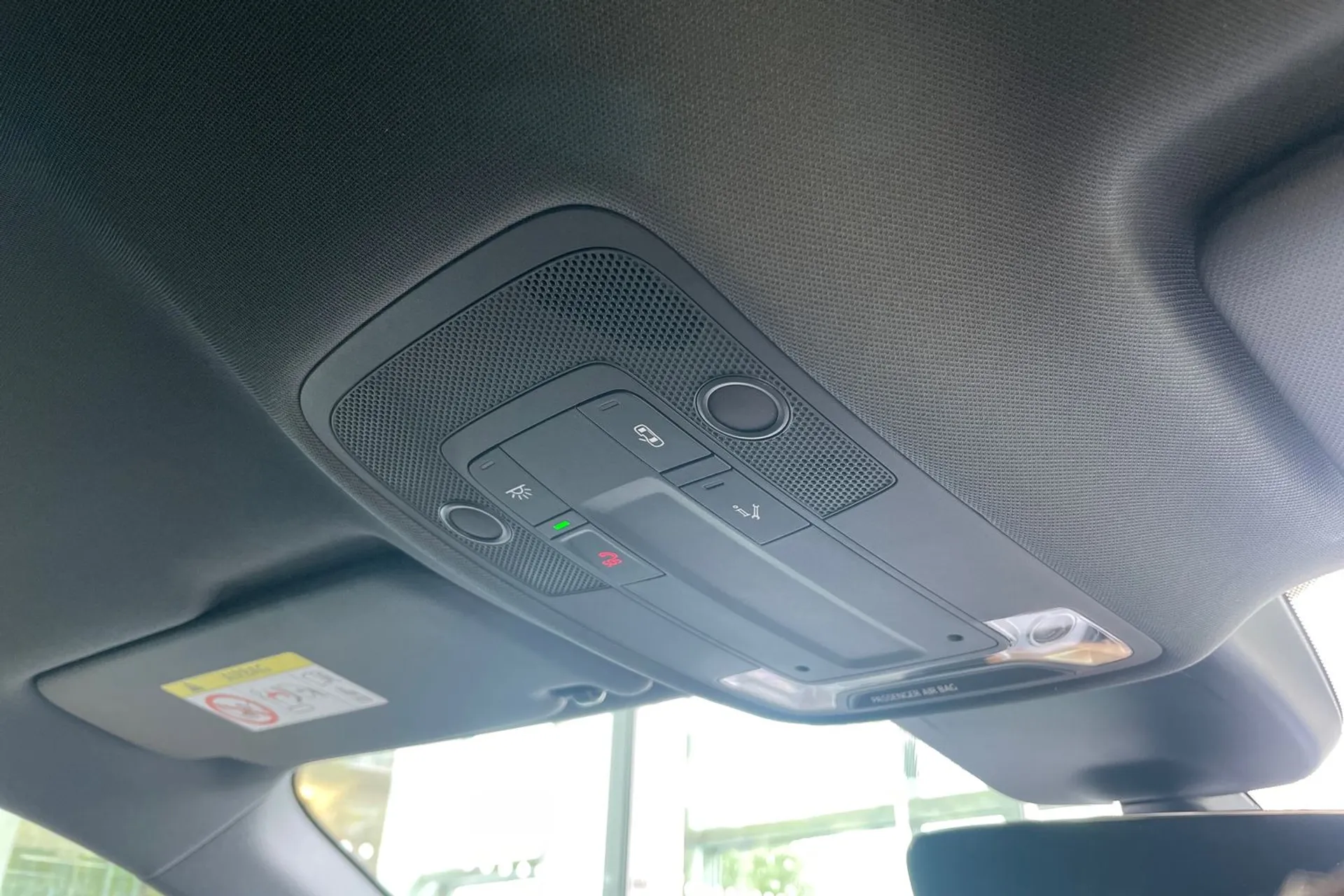 Audi Q3 thumbnail image number 42