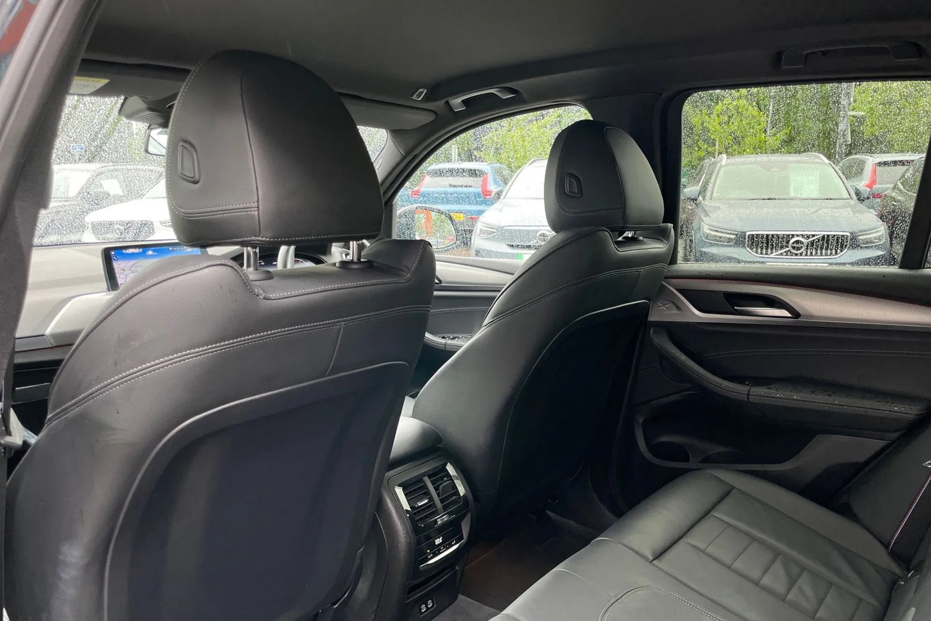 BMW X3 thumbnail image number 30