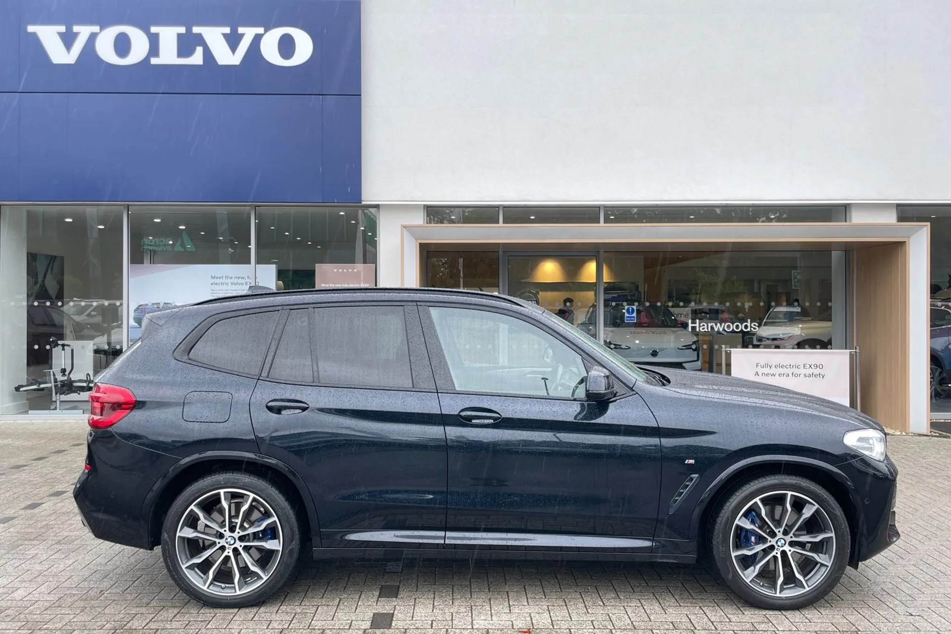 BMW X3 thumbnail image number 2