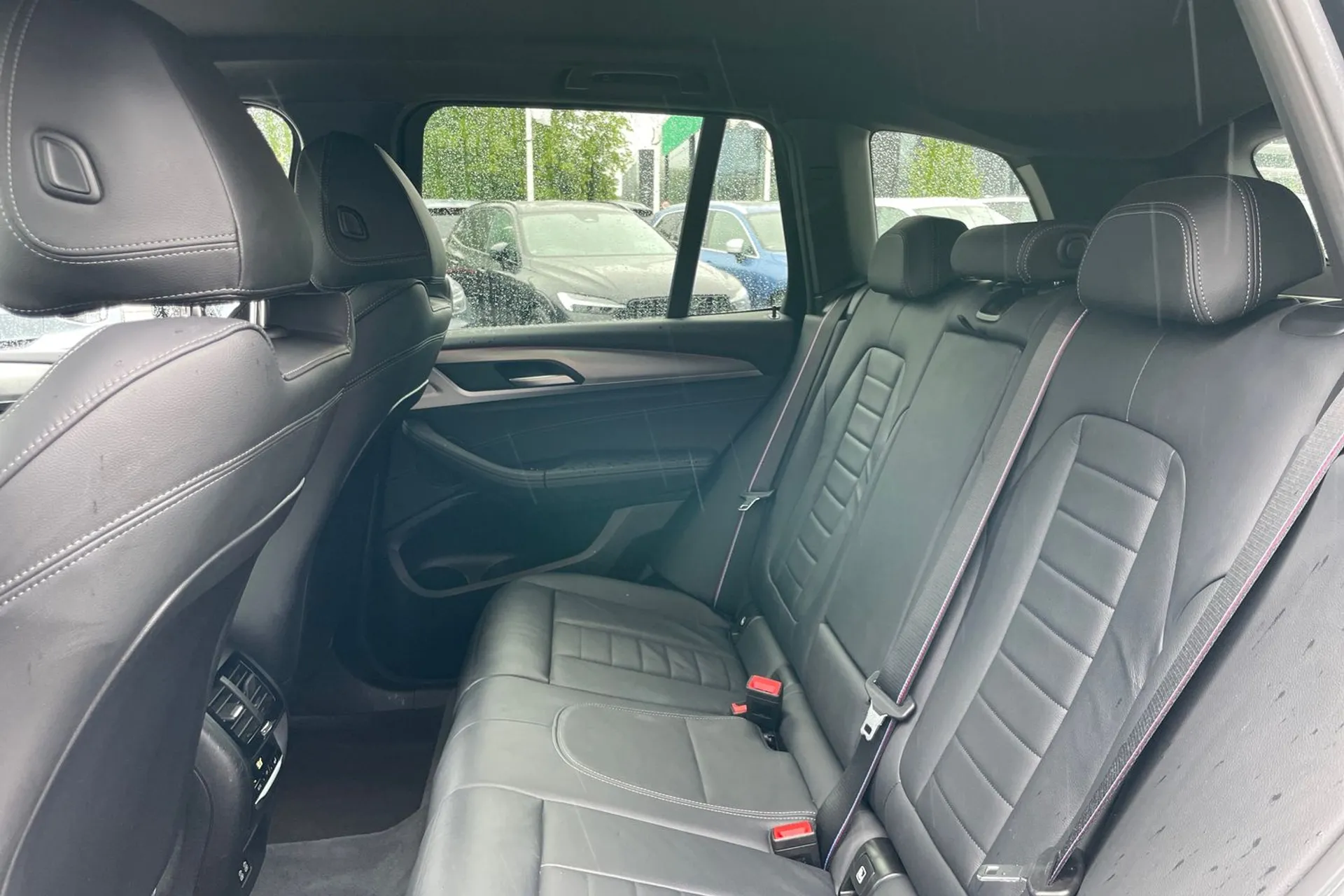 BMW X3 thumbnail image number 29