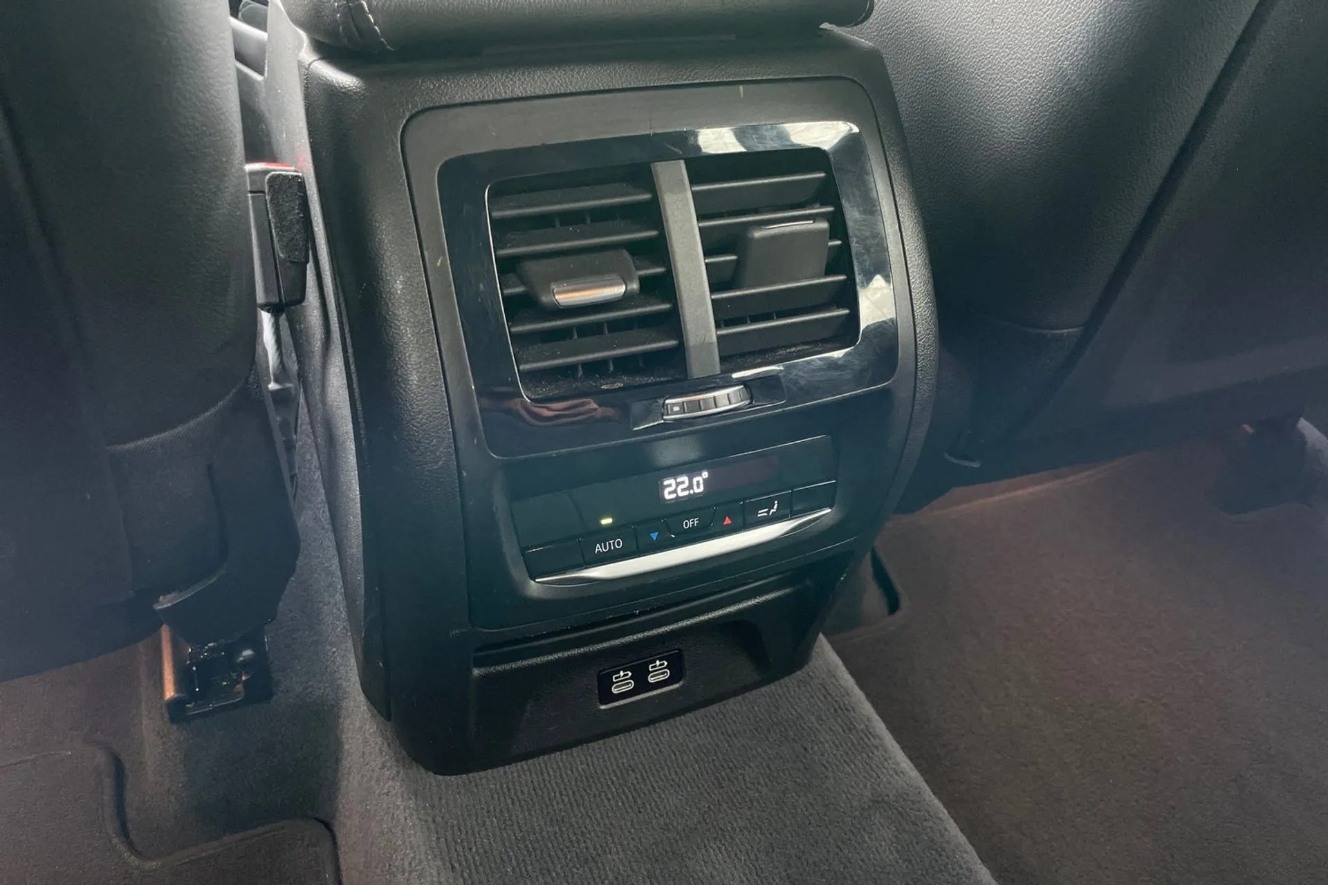 BMW X3 thumbnail image number 31