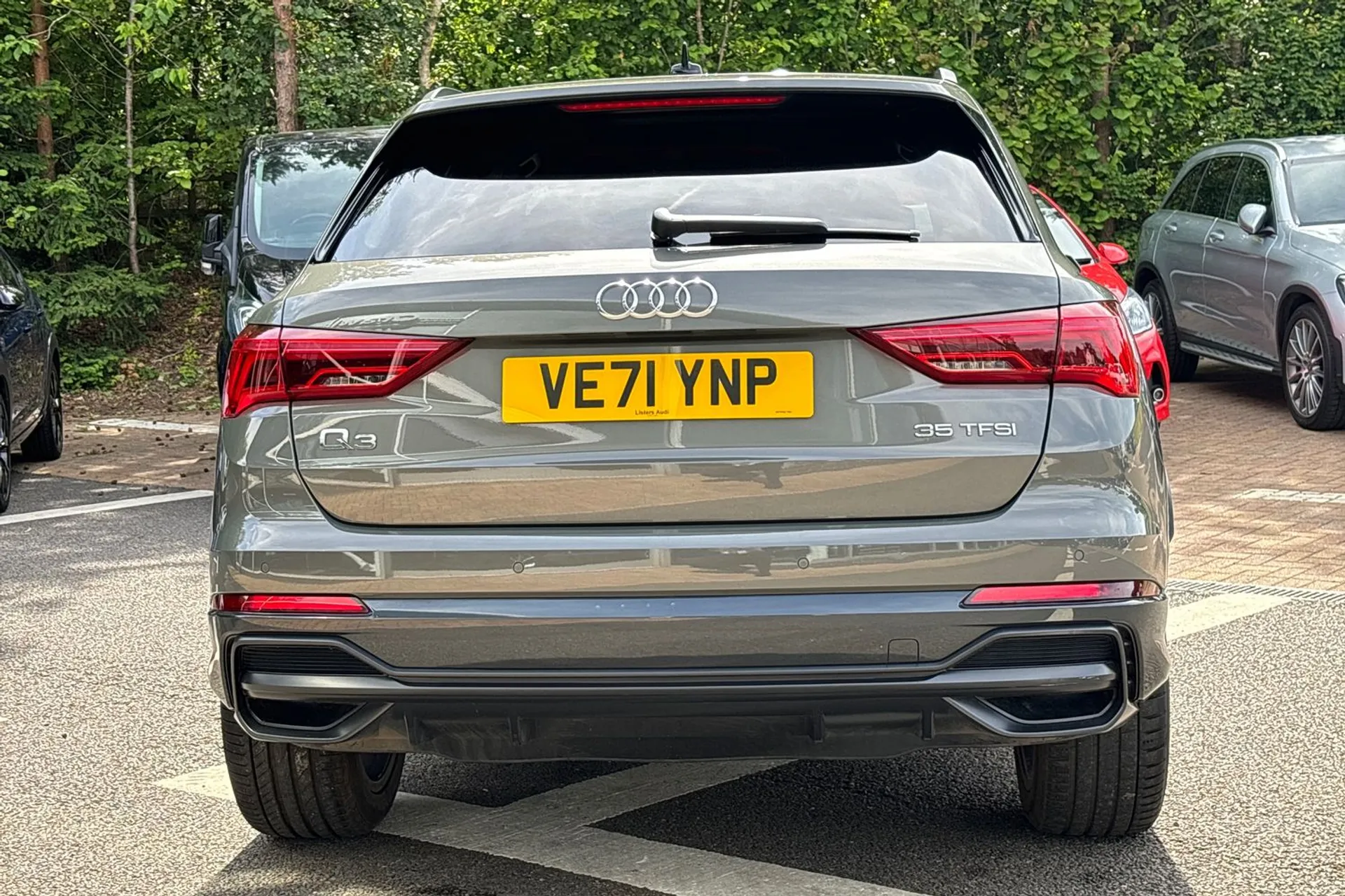 Audi Q3 thumbnail image number 7