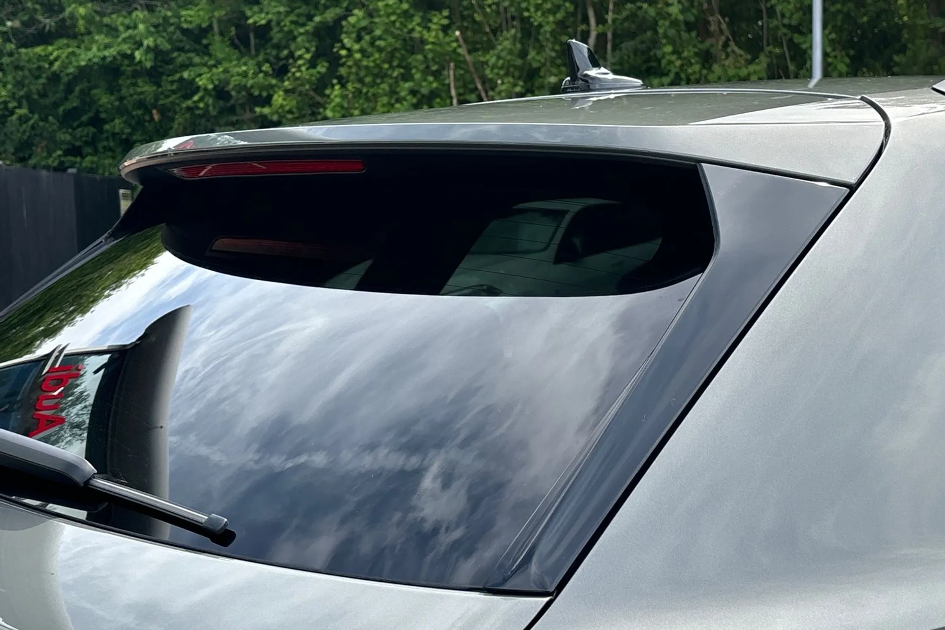 Audi Q3 thumbnail image number 14