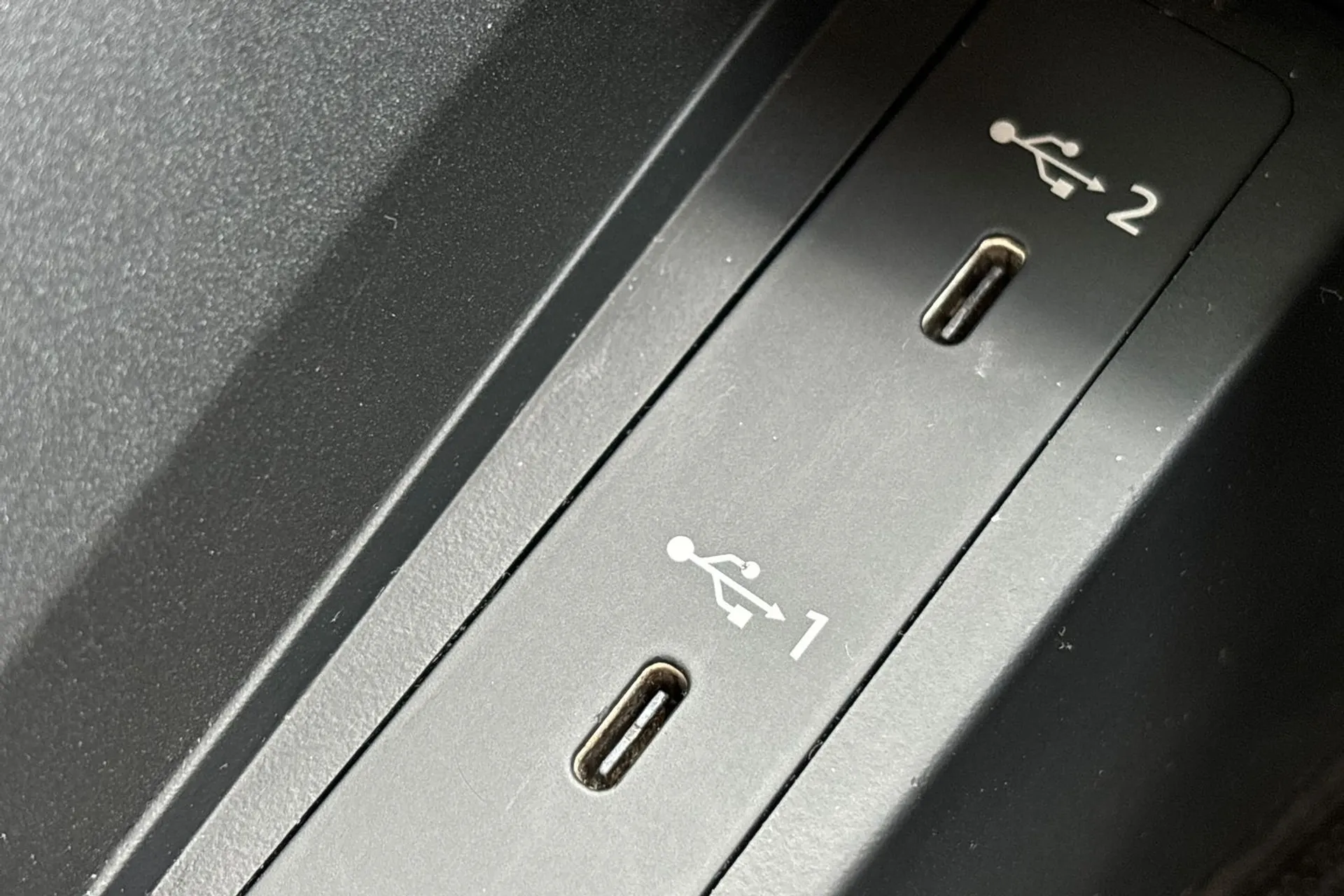 Audi Q3 thumbnail image number 44