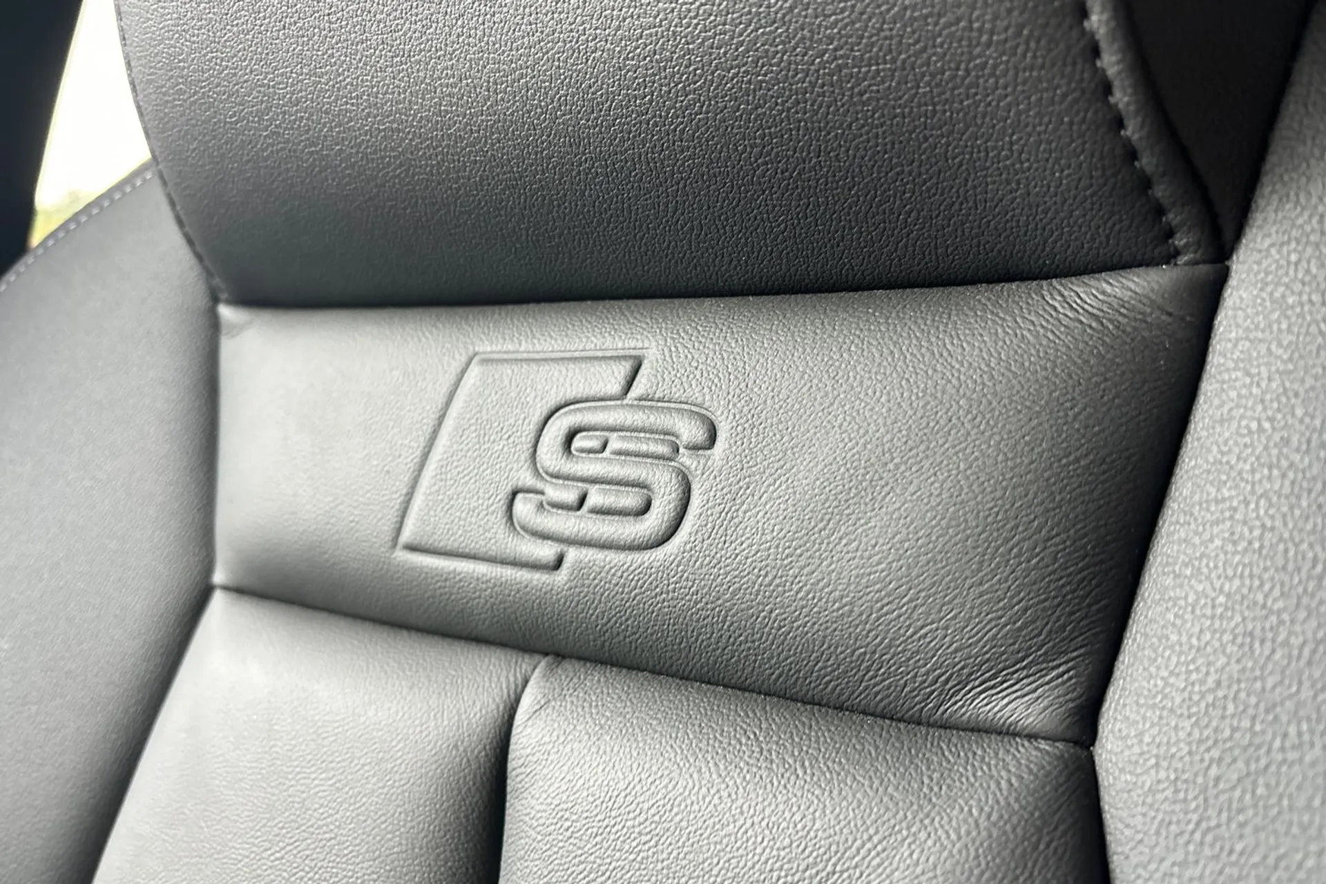 Audi A3 thumbnail image number 45