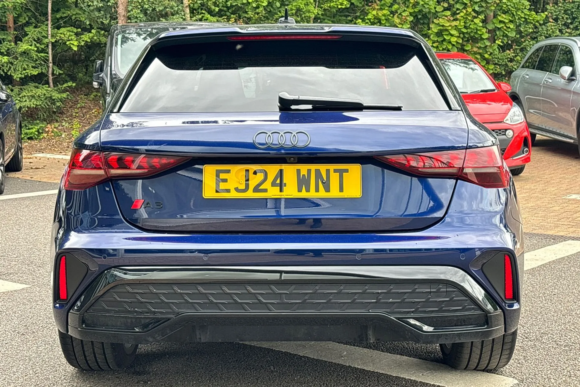 Audi A3 thumbnail image number 8