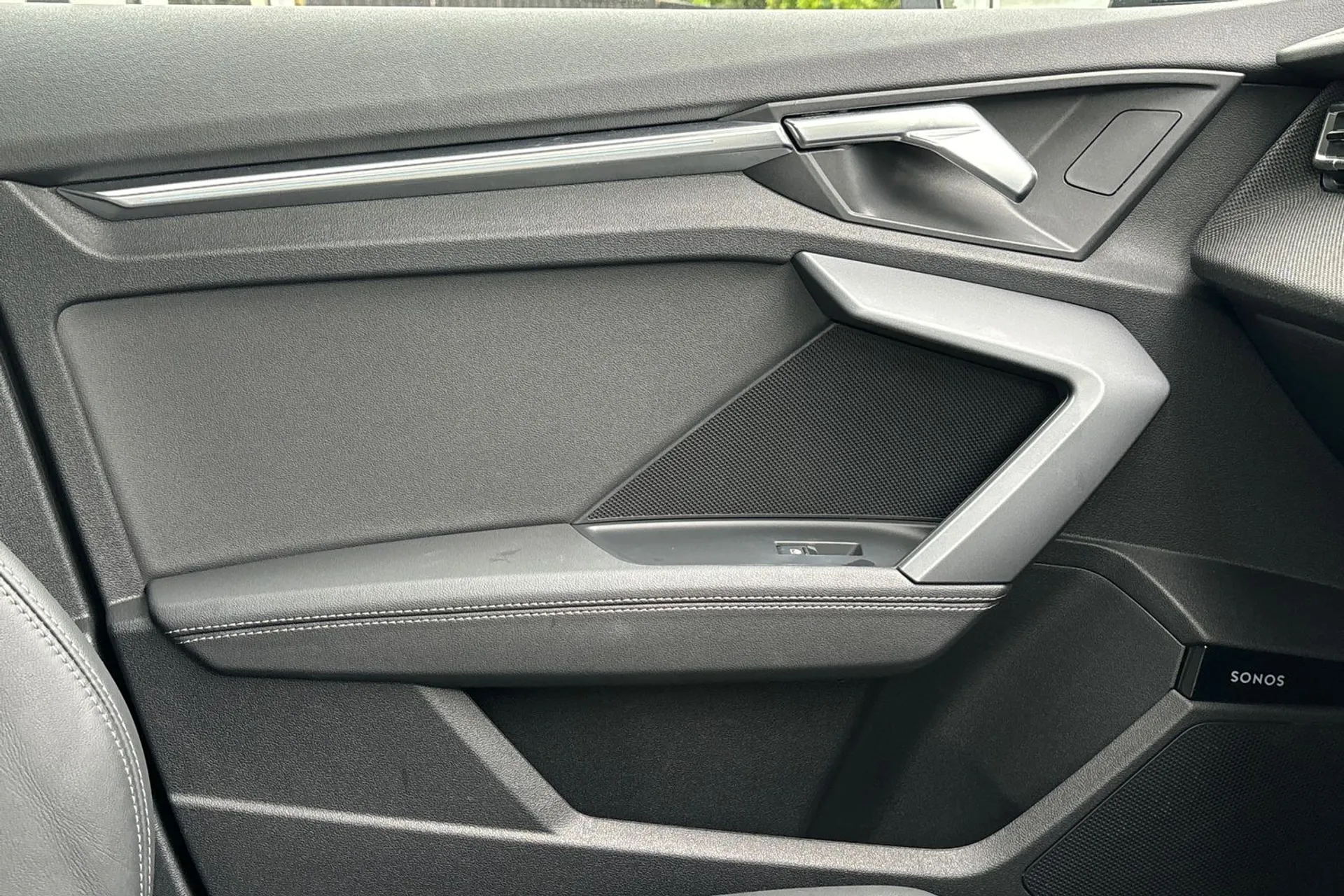 Audi A3 thumbnail image number 40