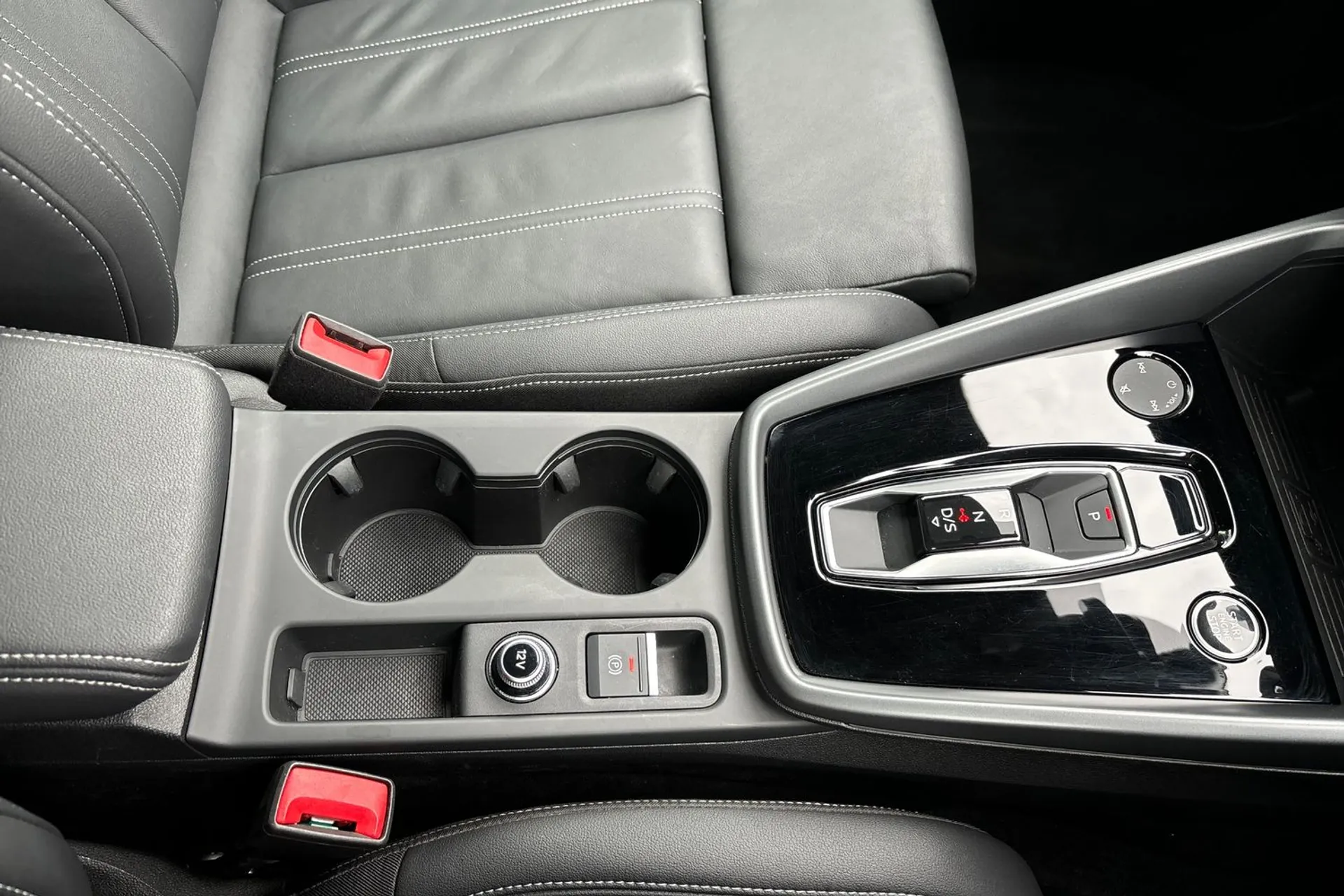 Audi A3 thumbnail image number 43