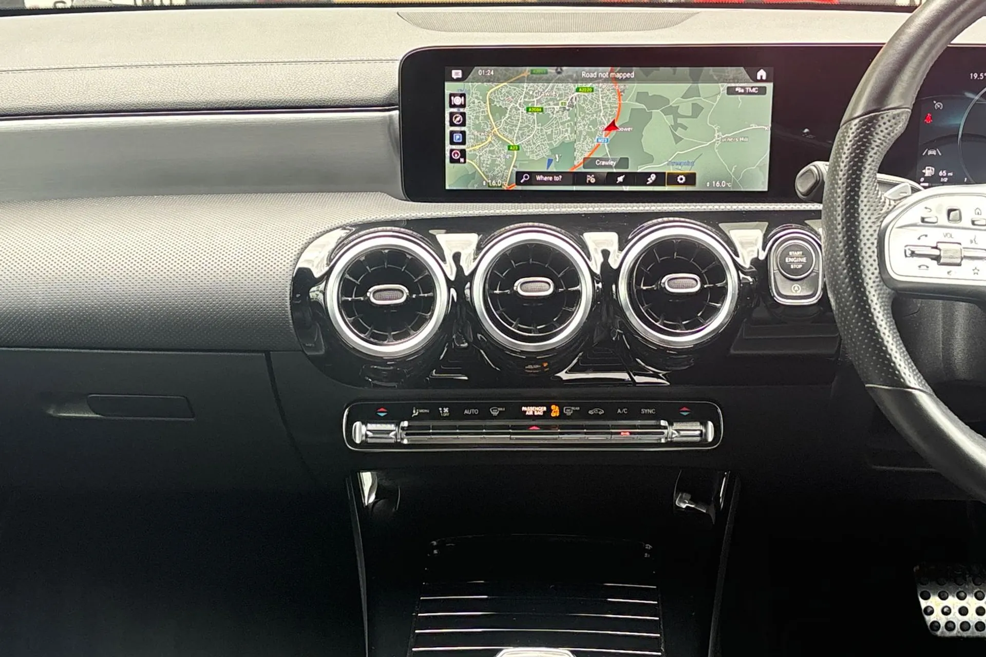 MERCEDES-BENZ CLA thumbnail image number 35