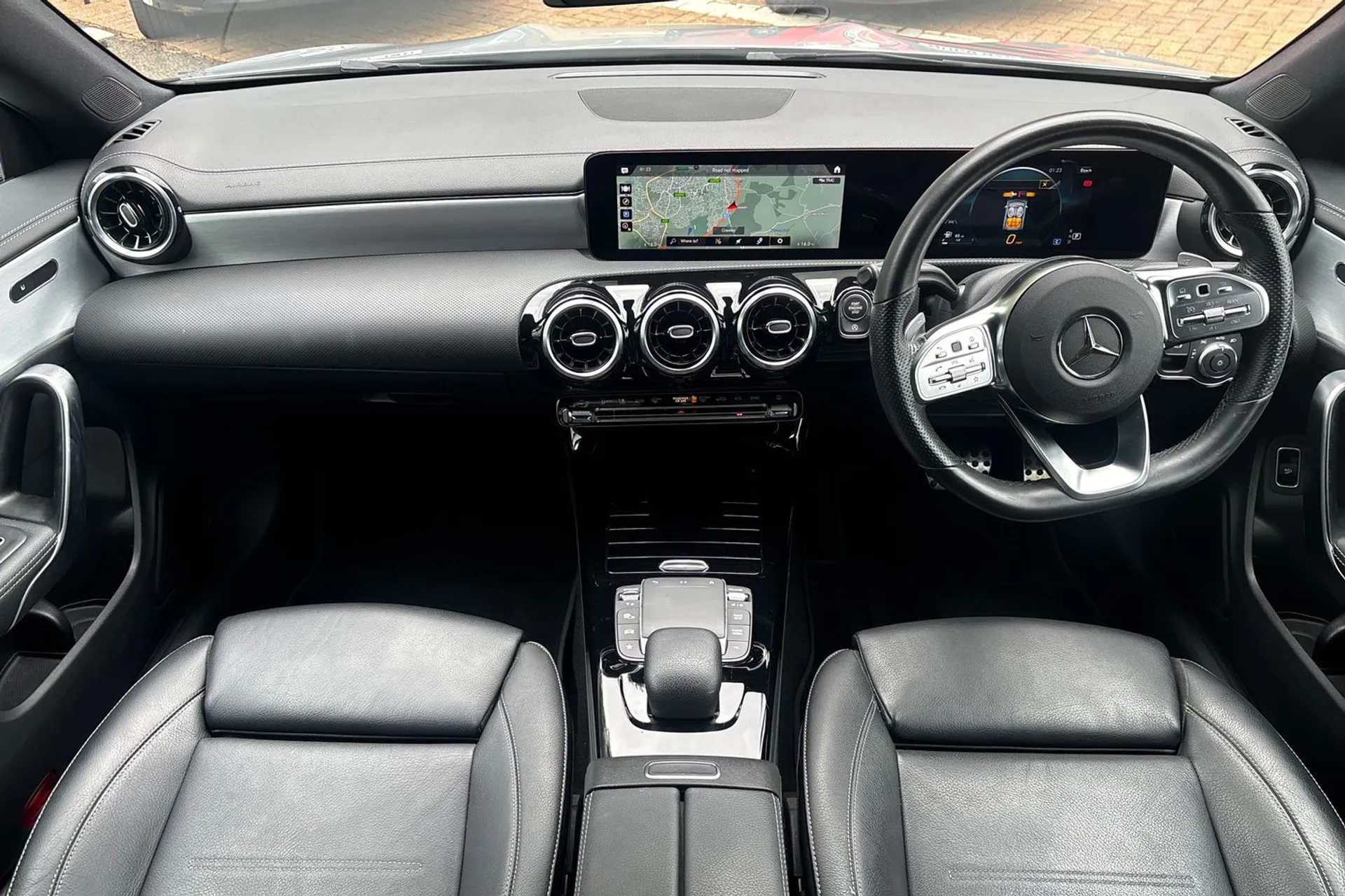 MERCEDES-BENZ CLA thumbnail image number 31
