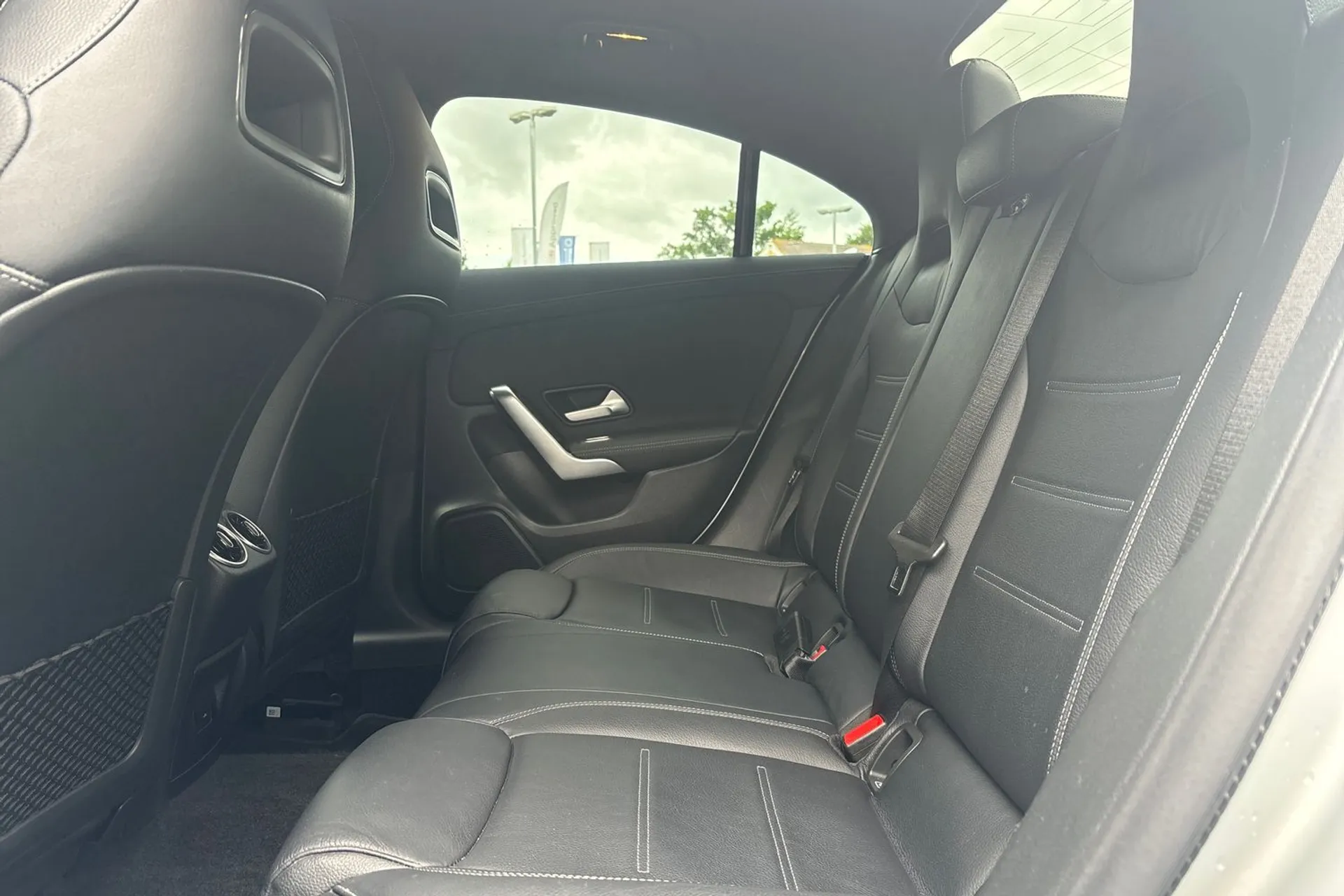 MERCEDES-BENZ CLA thumbnail image number 29
