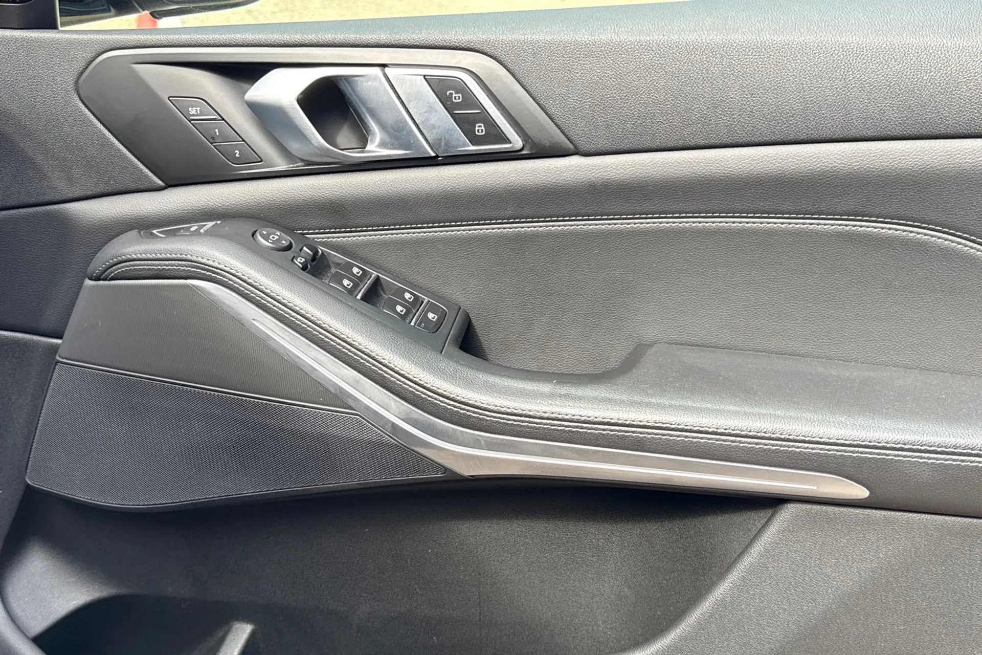 BMW X5 thumbnail image number 41