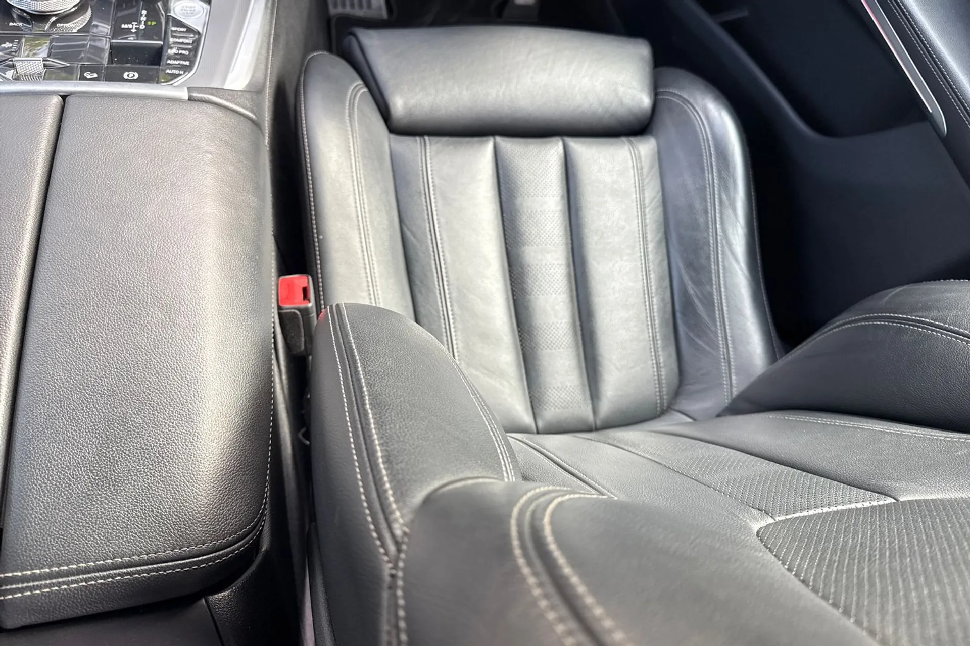 BMW X5 thumbnail image number 35