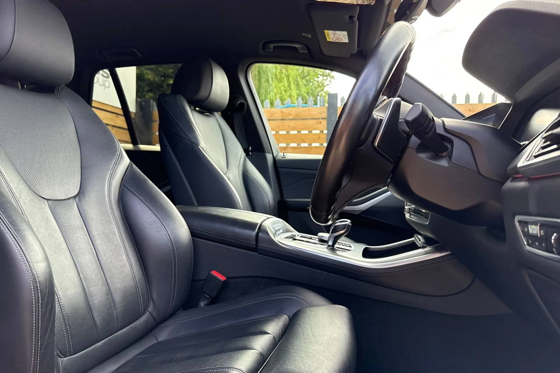 BMW X5 thumbnail image number 27