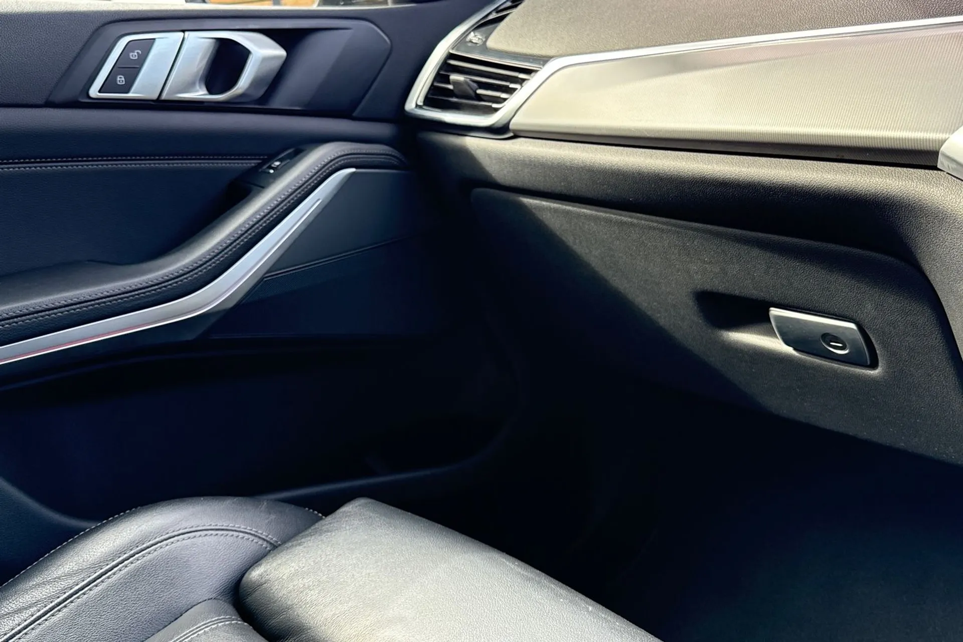 BMW X5 thumbnail image number 50