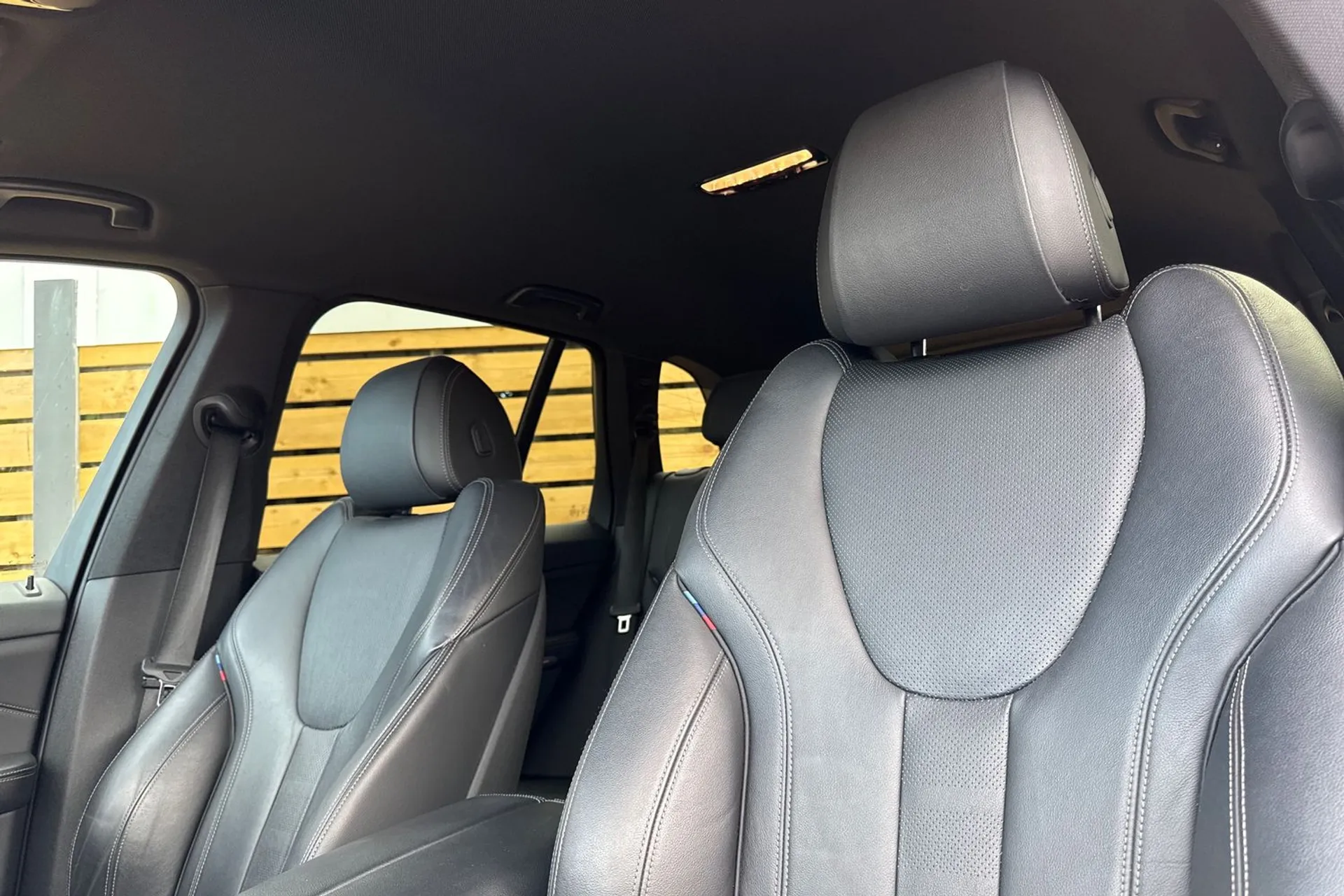 BMW X5 thumbnail image number 31