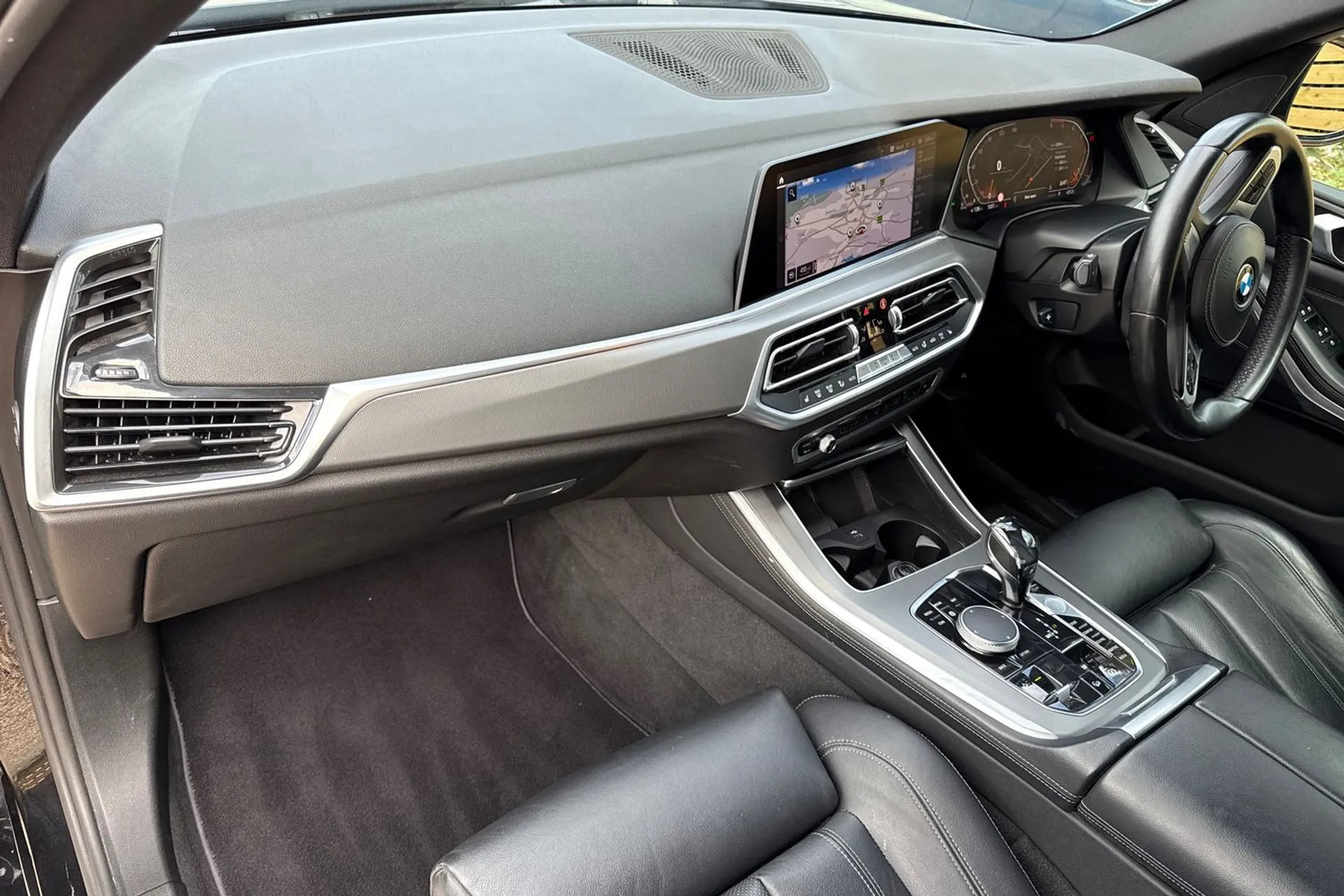 BMW X5 thumbnail image number 29