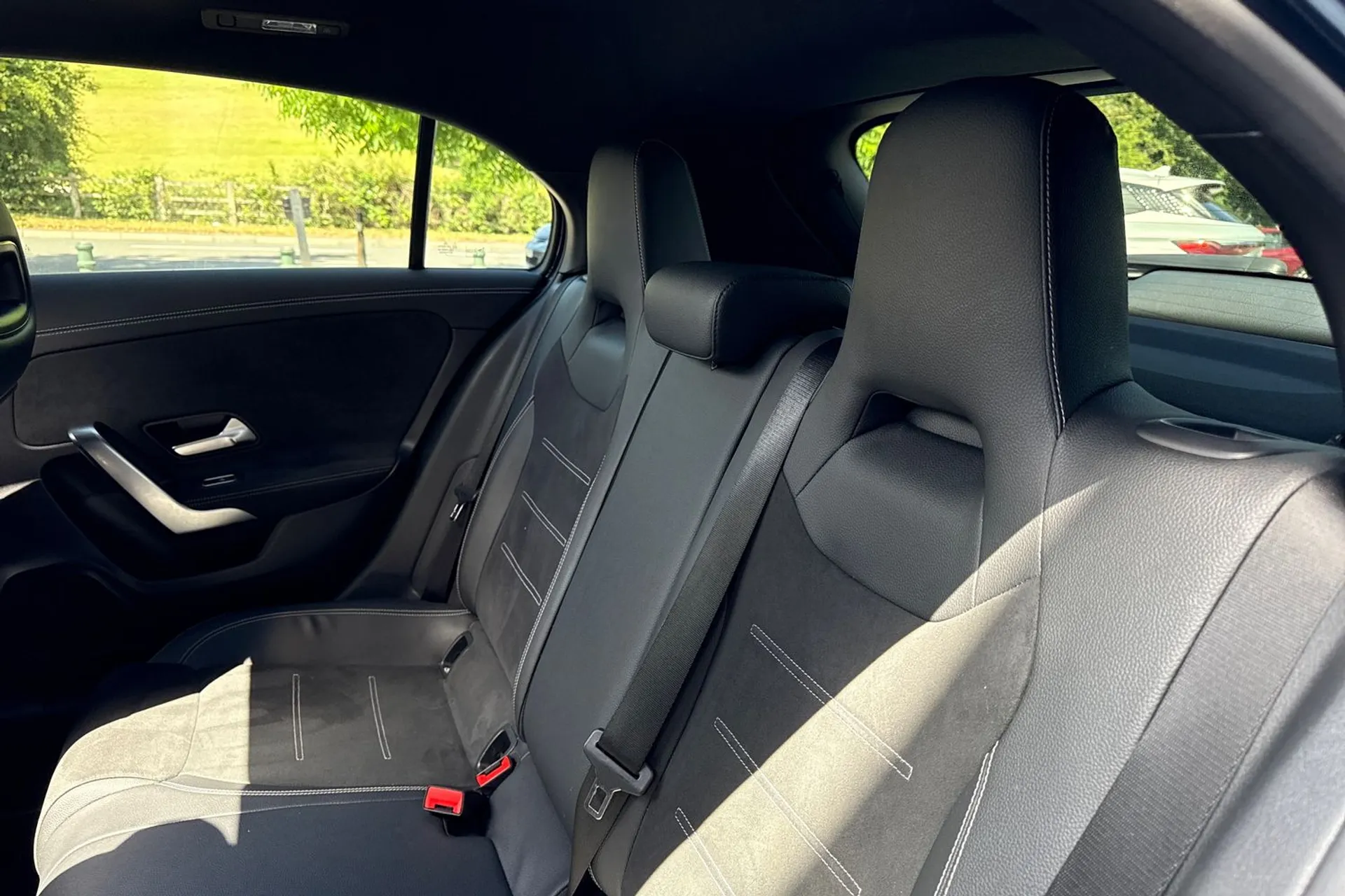 MERCEDES-BENZ A CLASS thumbnail image number 27