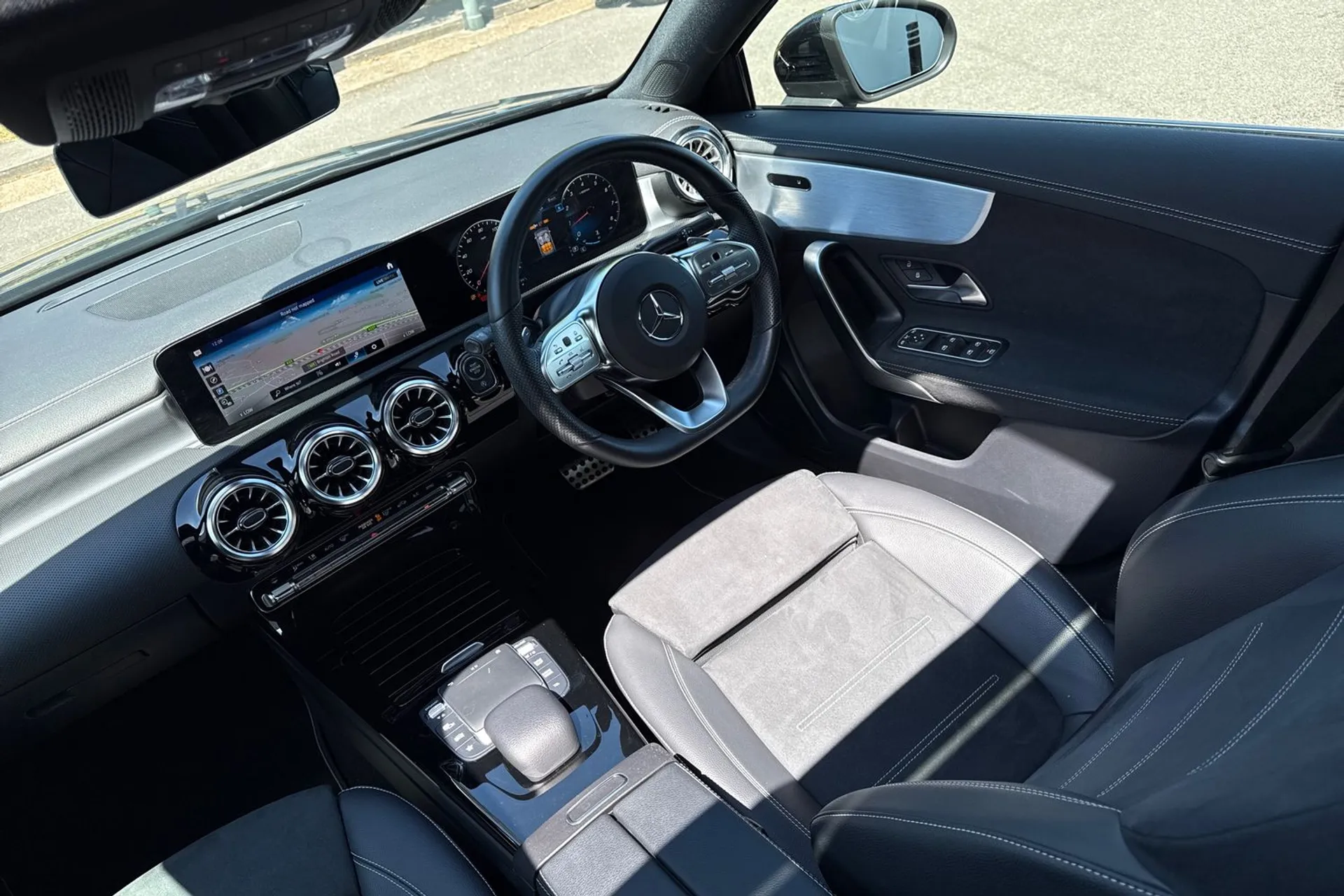 MERCEDES-BENZ A CLASS thumbnail image number 33