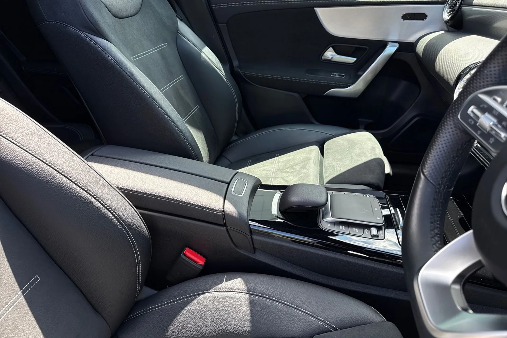 MERCEDES-BENZ A CLASS thumbnail image number 50