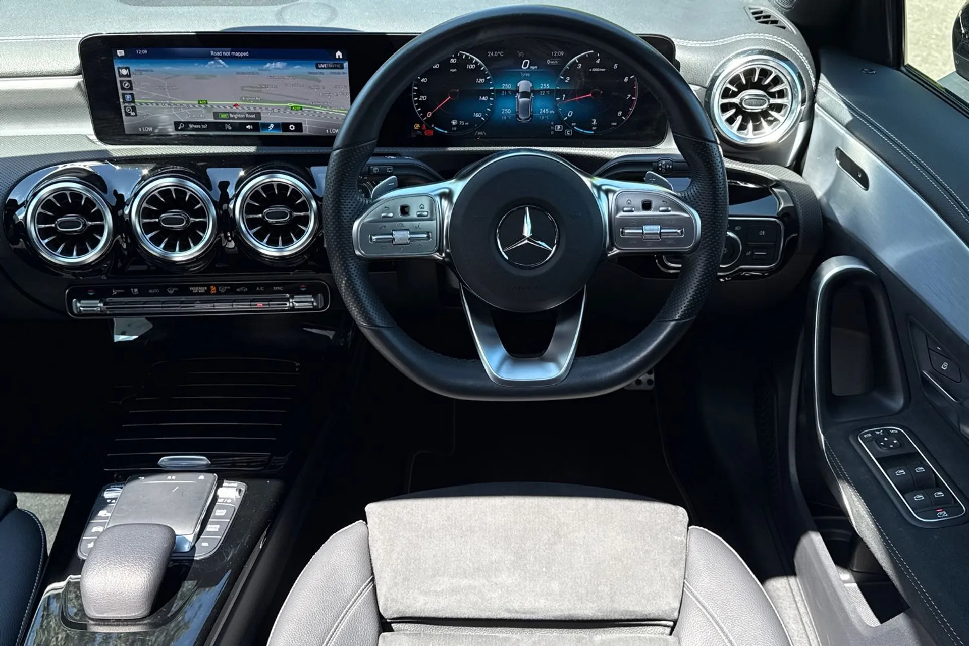 MERCEDES-BENZ A CLASS thumbnail image number 34