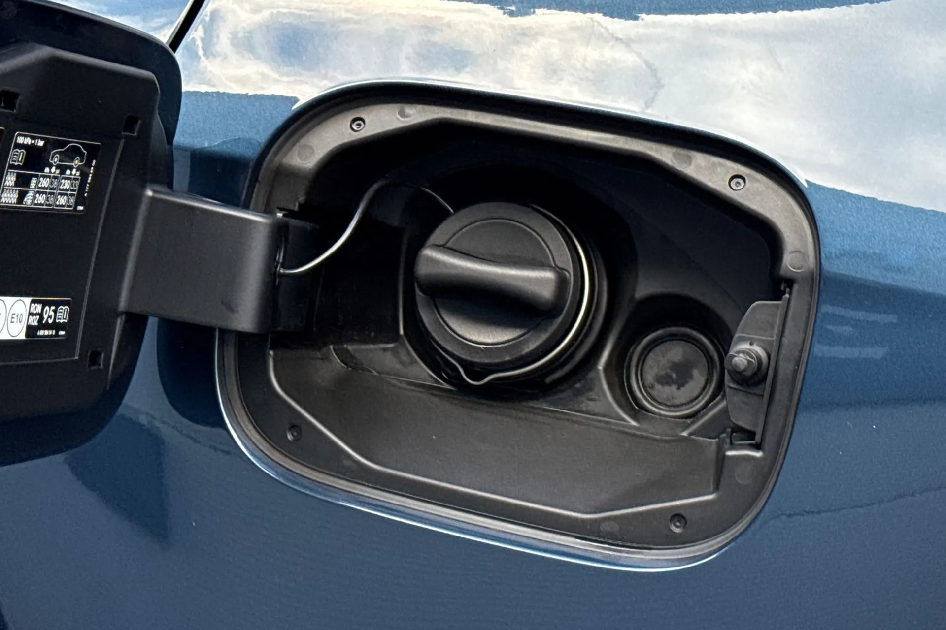 MERCEDES-BENZ A CLASS thumbnail image number 40