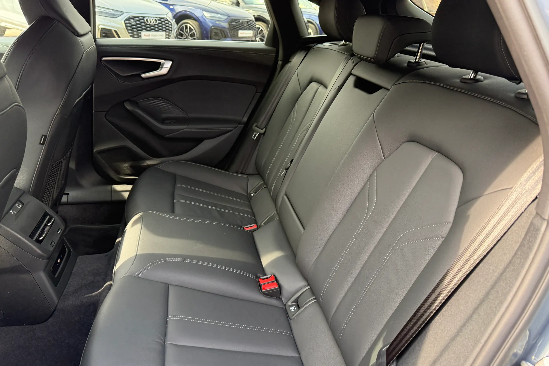 Audi A5 thumbnail image number 46