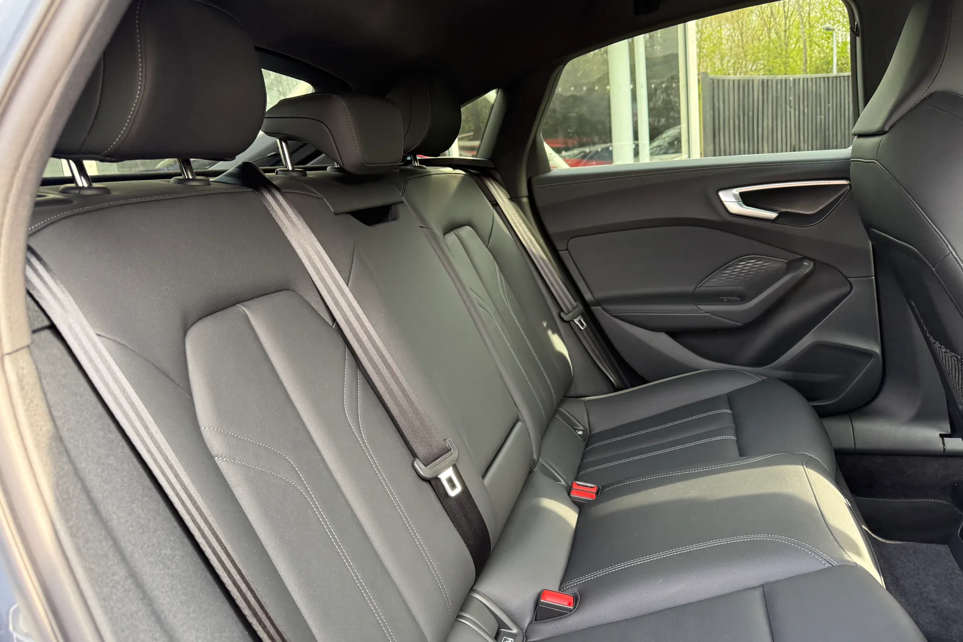 Audi A5 thumbnail image number 27