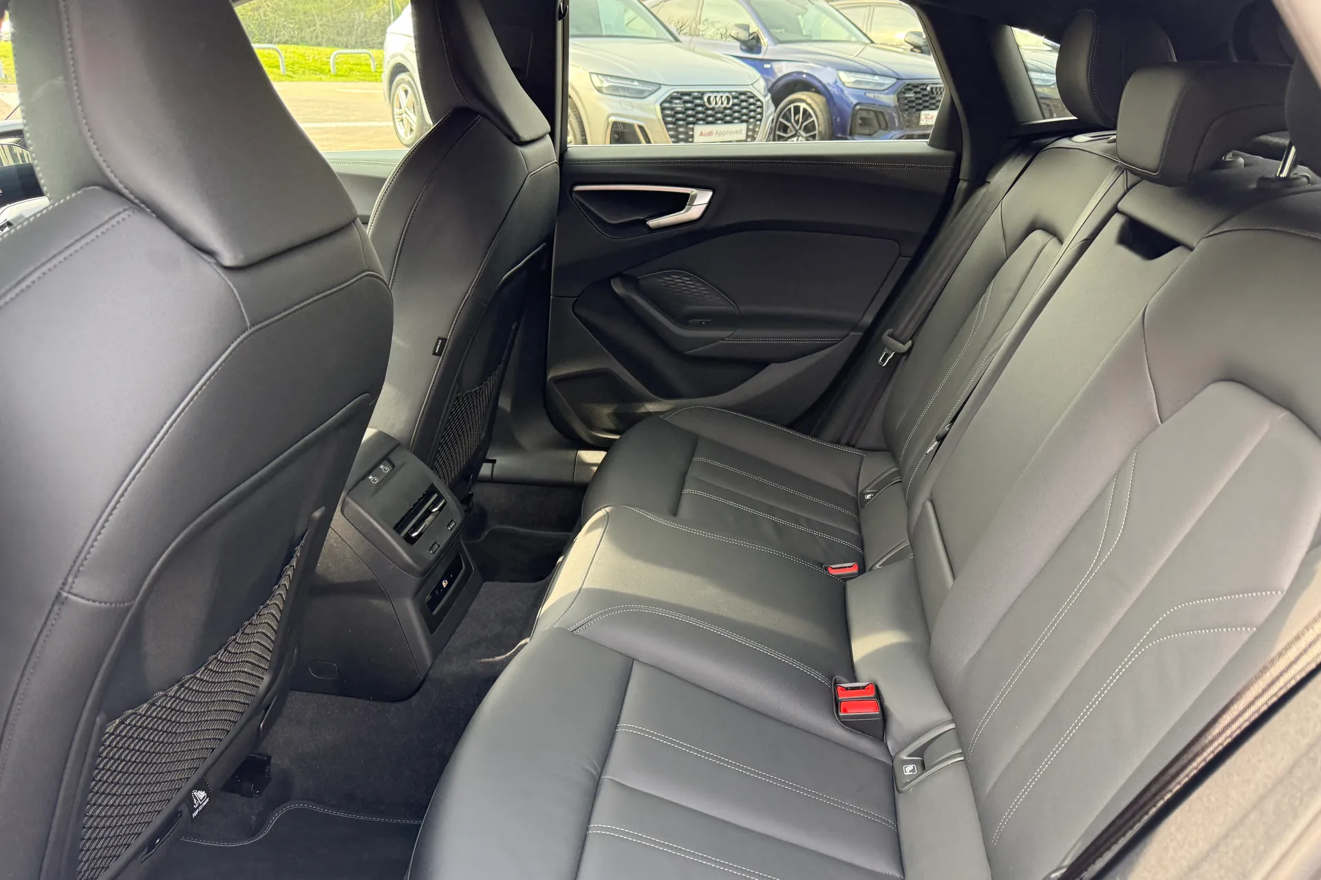 Audi A5 thumbnail image number 47