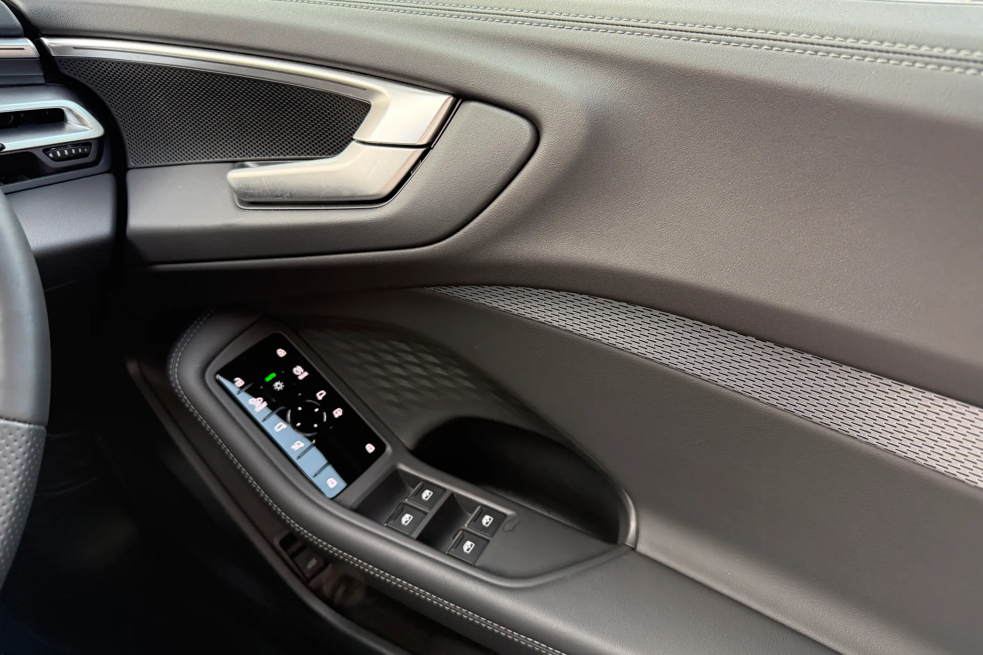 Audi A5 thumbnail image number 16