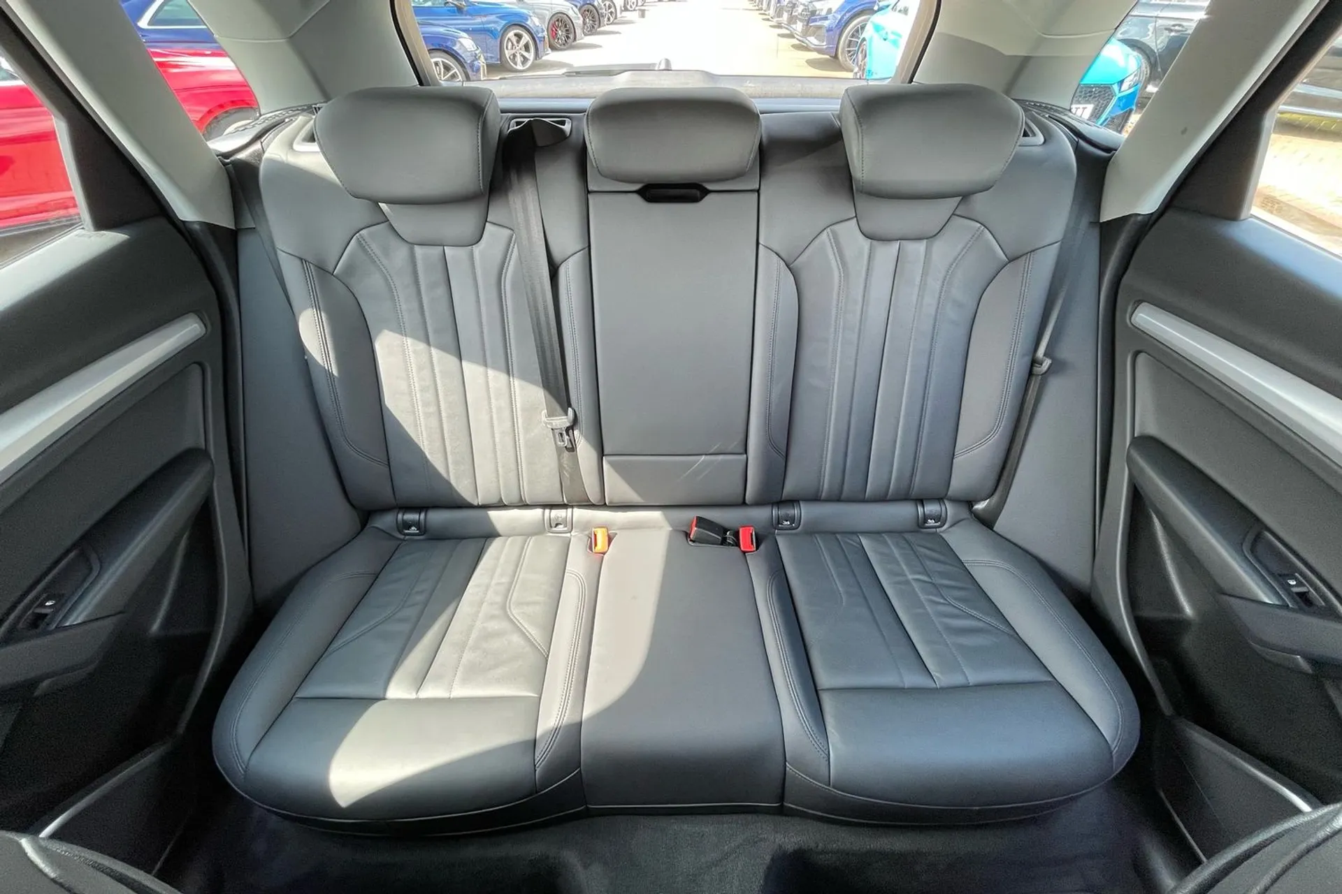 Audi Q5 thumbnail image number 7