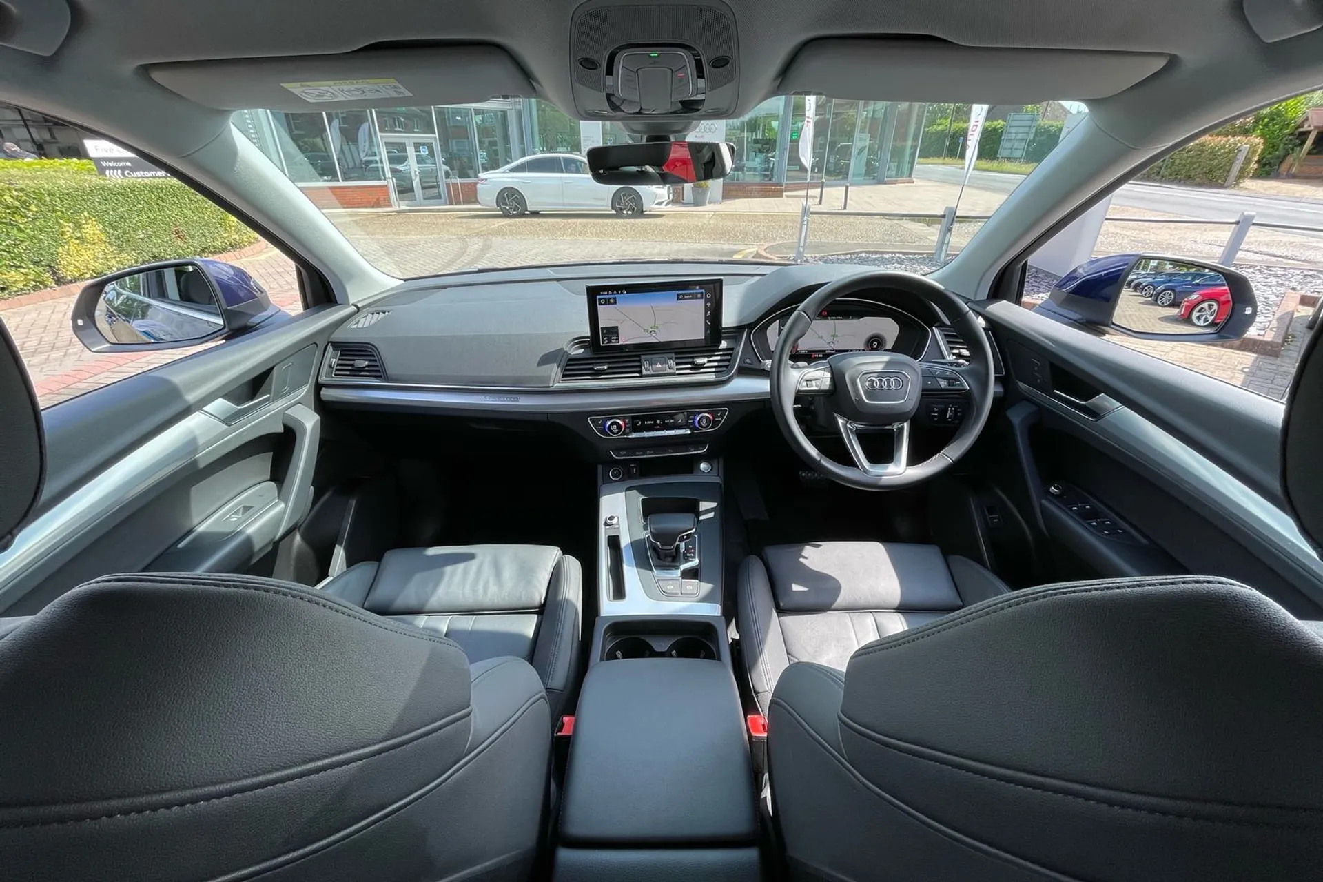 Audi Q5 thumbnail image number 3