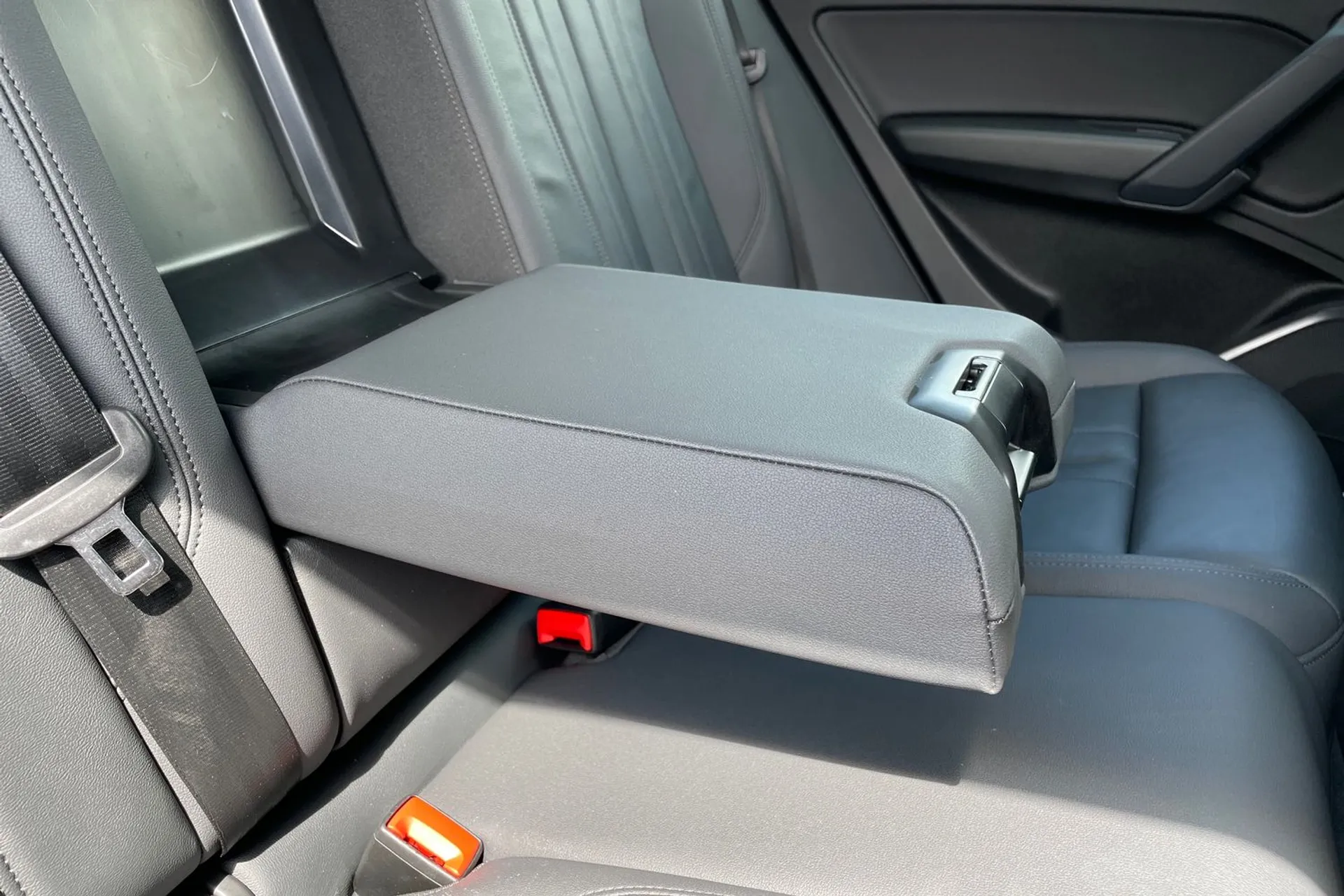 Audi Q5 thumbnail image number 39