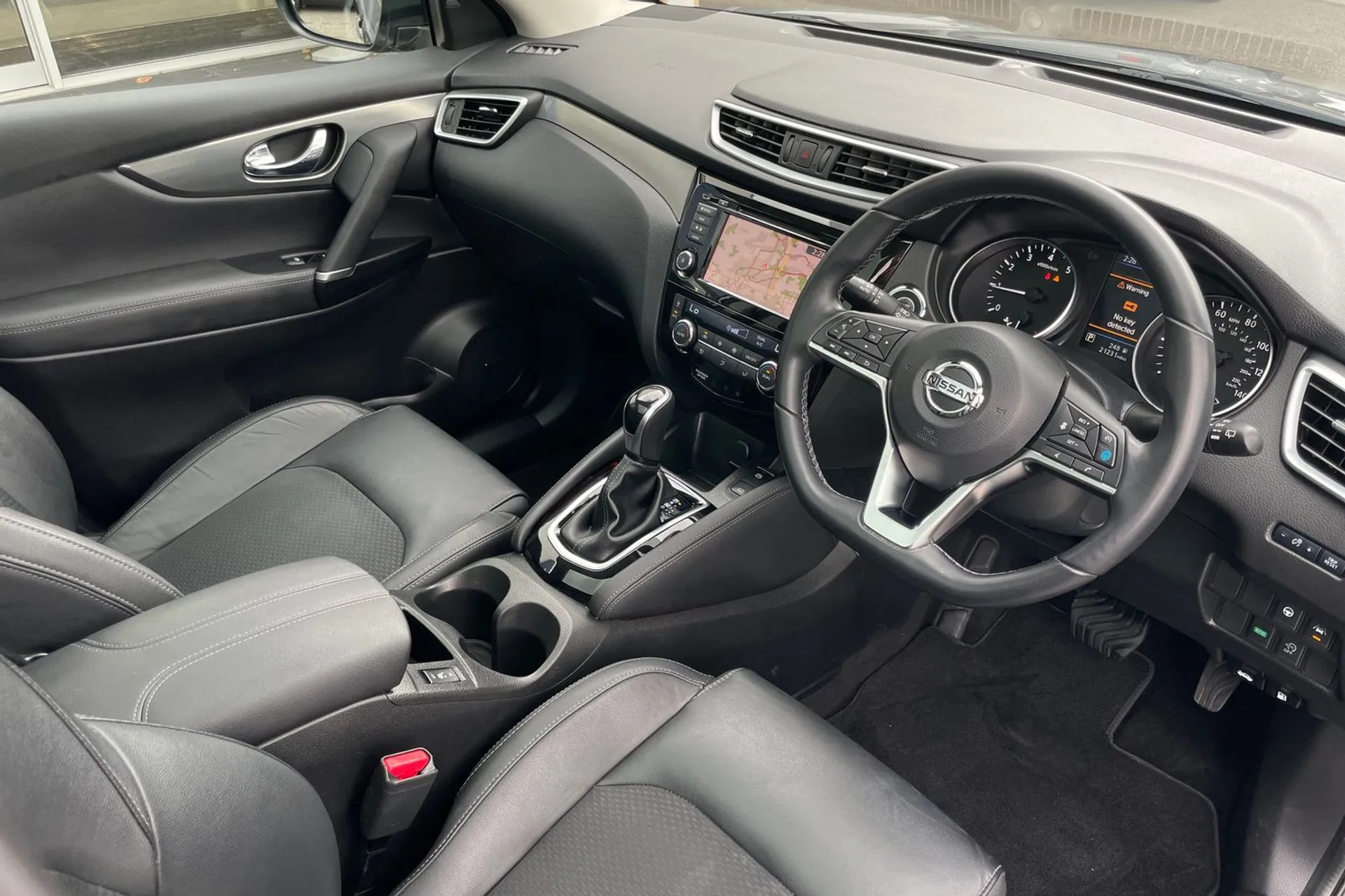 NISSAN QASHQAI thumbnail image number 5