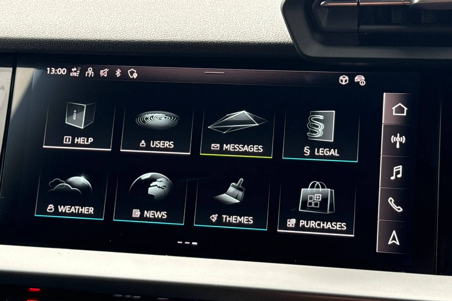Audi A3 thumbnail image number 17
