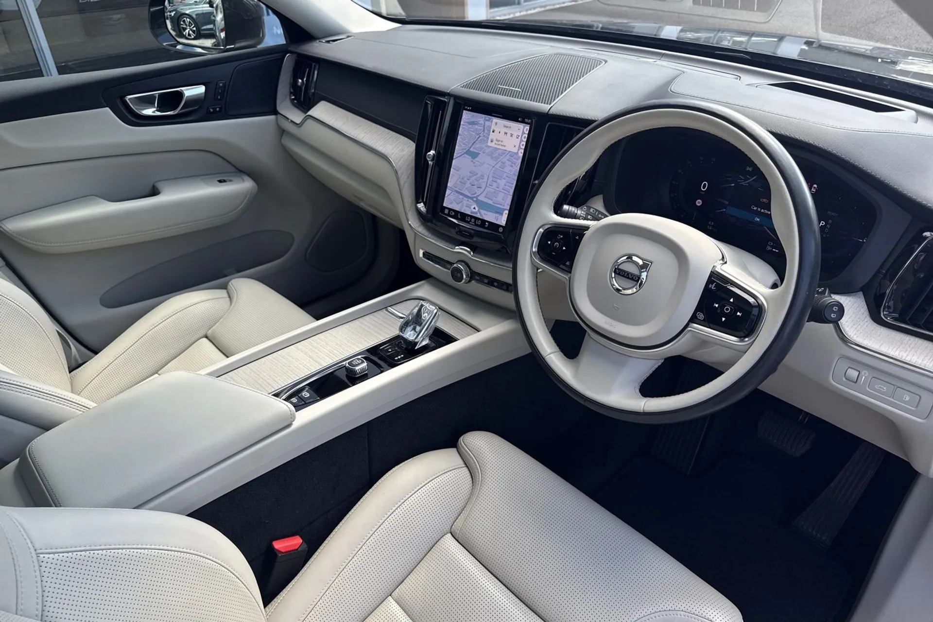 Volvo XC60 thumbnail image number 5