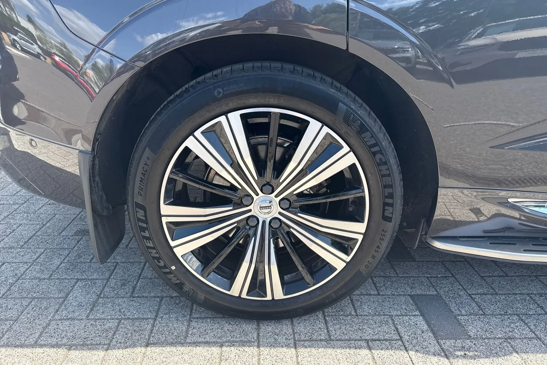 Volvo XC60 thumbnail image number 13