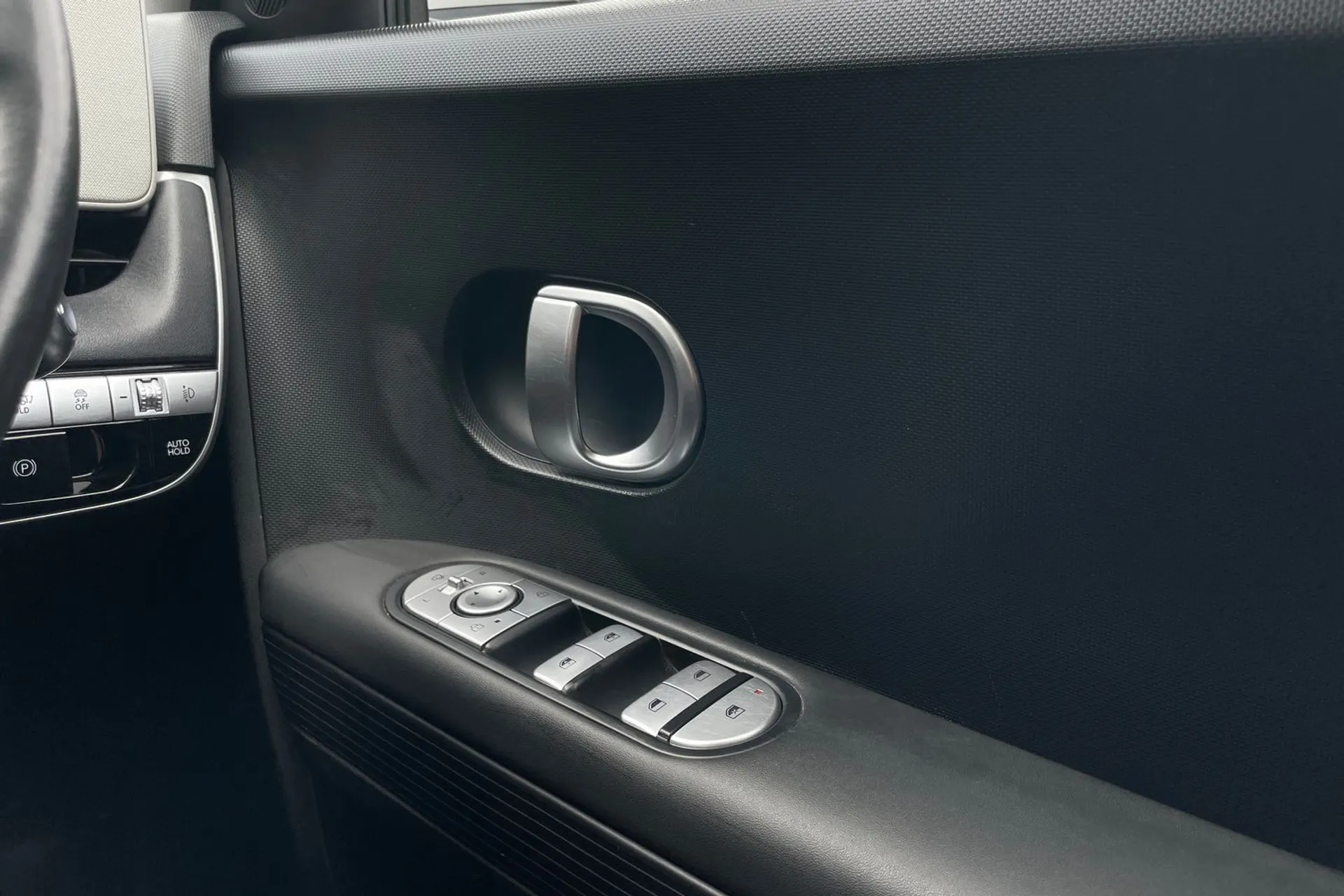 HYUNDAI IONIQ 5 thumbnail image number 39