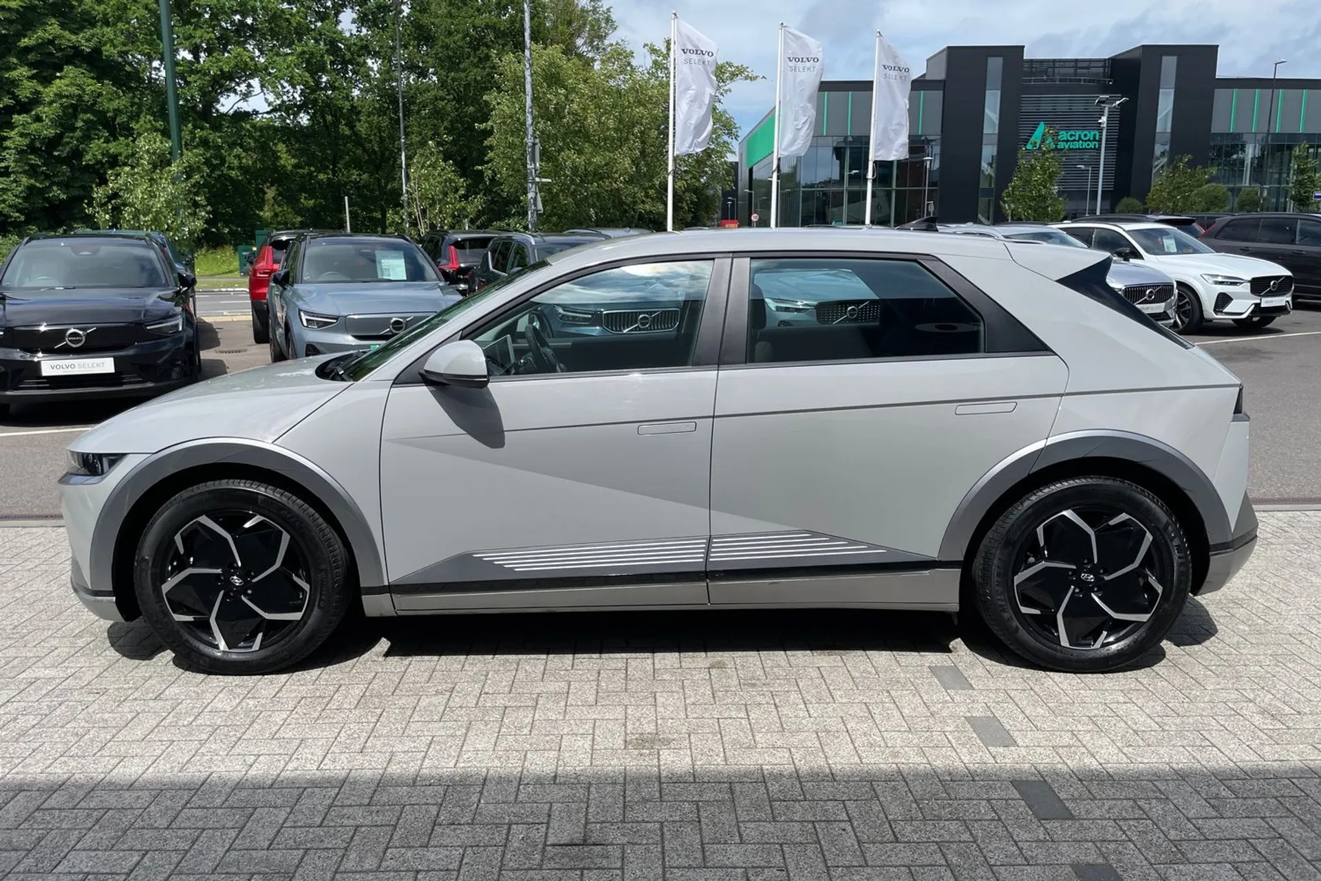 HYUNDAI IONIQ 5 thumbnail image number 10