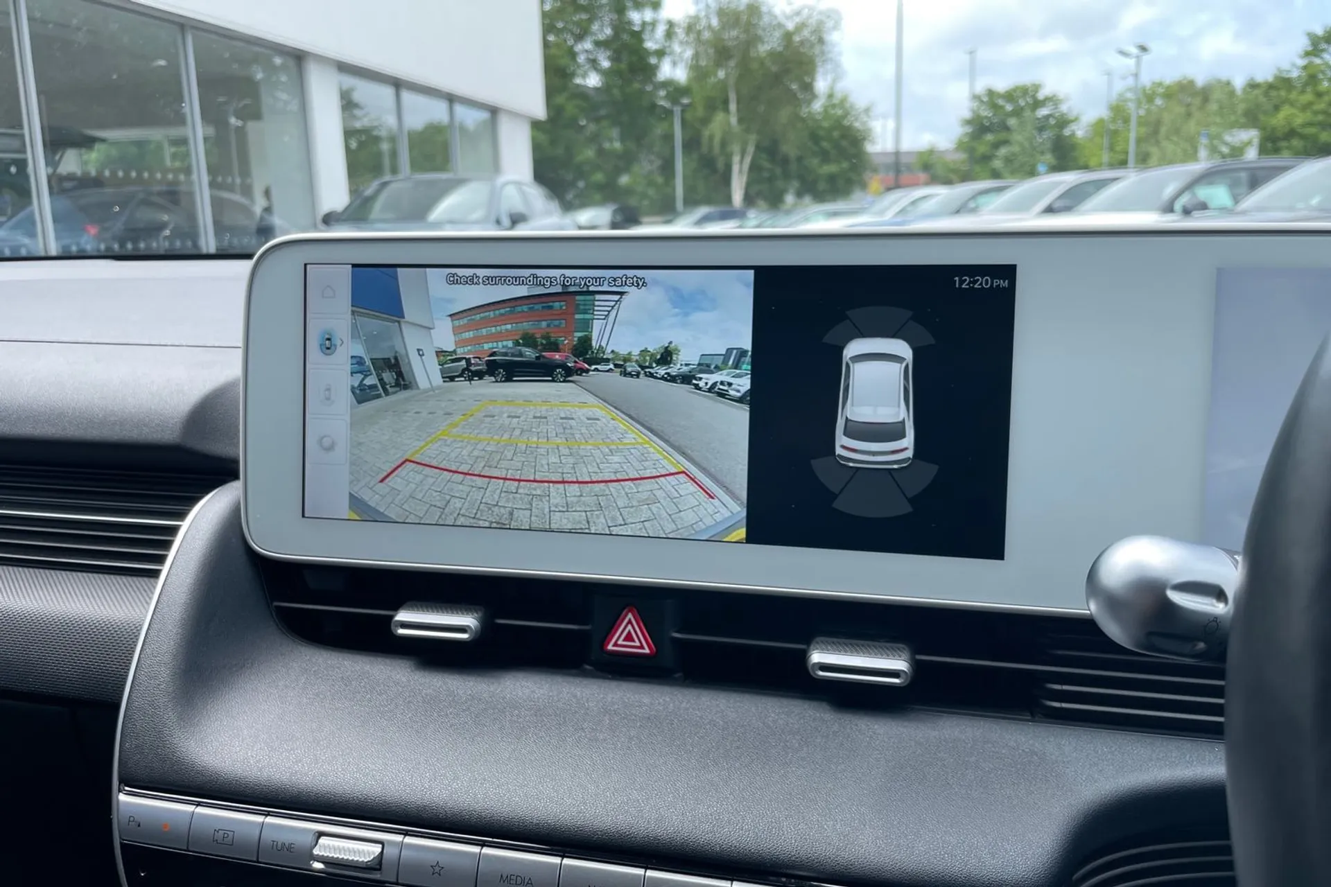 HYUNDAI IONIQ 5 thumbnail image number 4