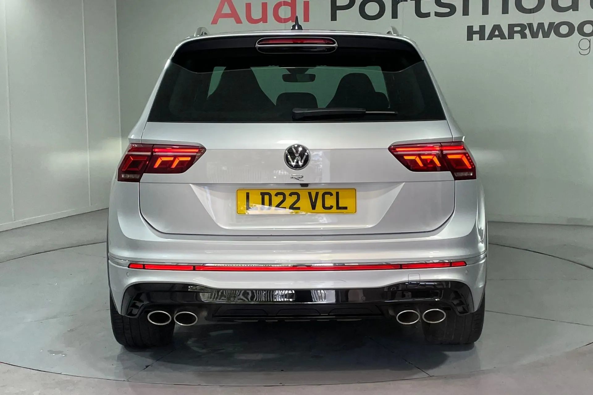 VOLKSWAGEN TIGUAN thumbnail image number 8