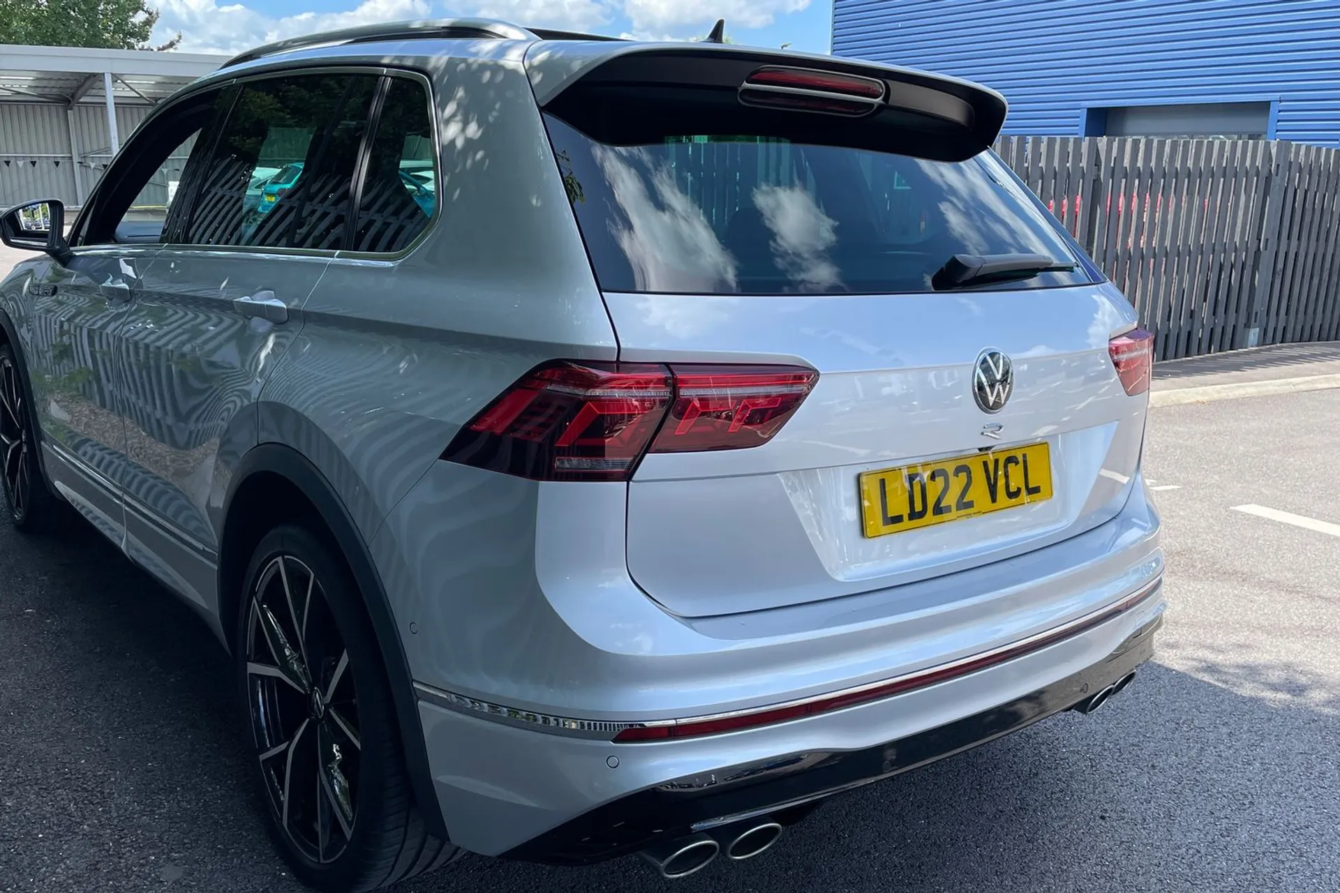 VOLKSWAGEN TIGUAN thumbnail image number 17