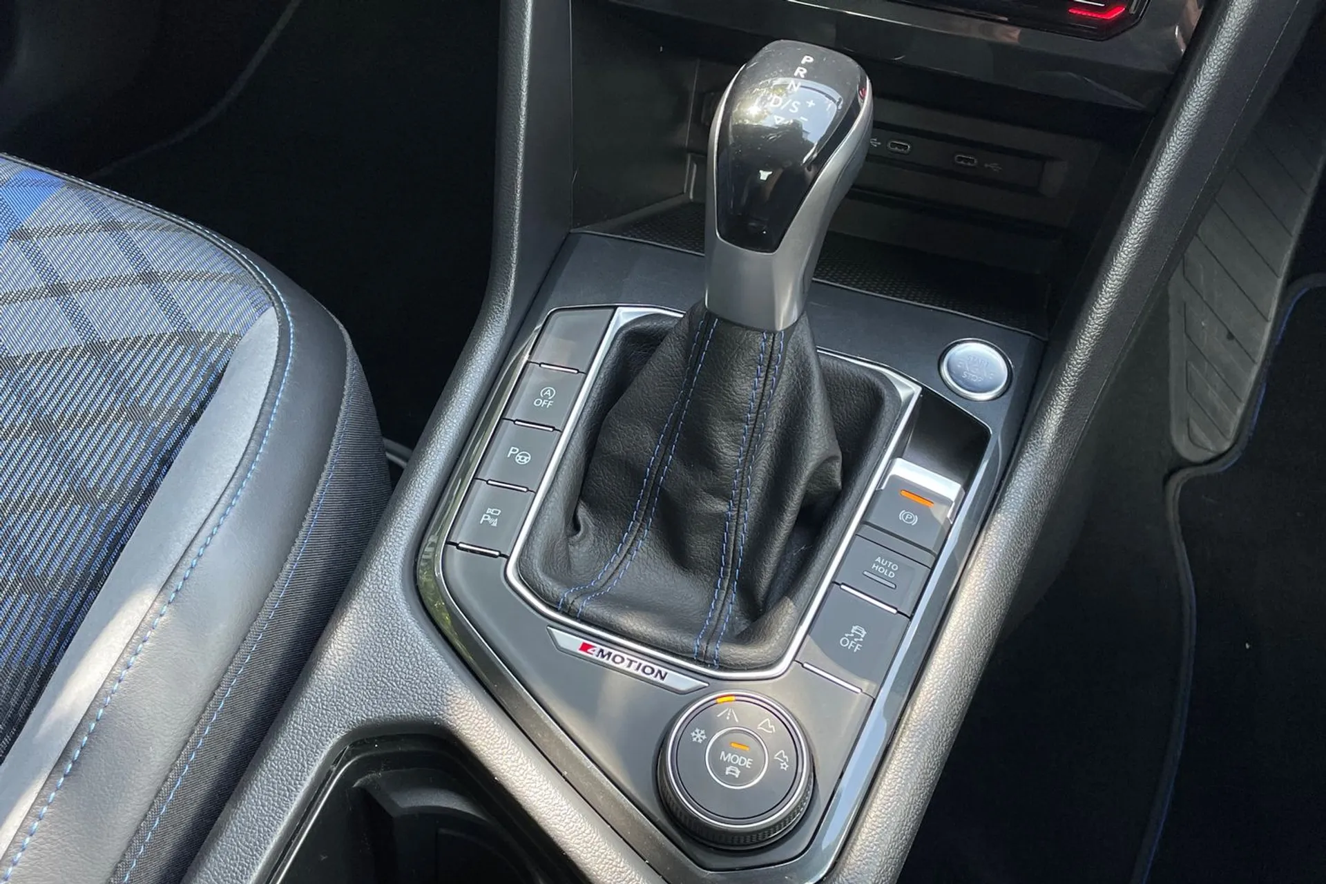 VOLKSWAGEN TIGUAN thumbnail image number 40