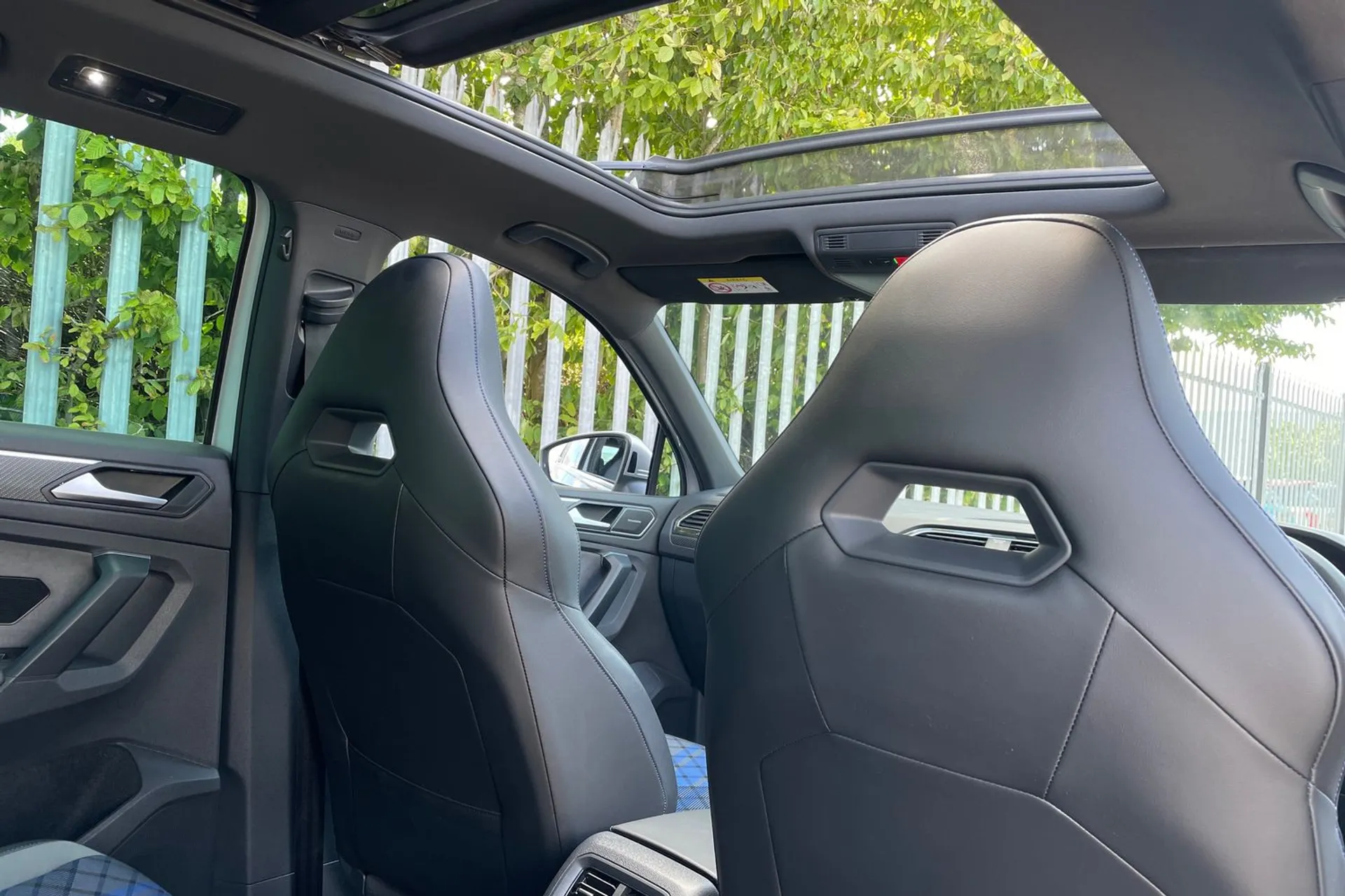 VOLKSWAGEN TIGUAN thumbnail image number 23