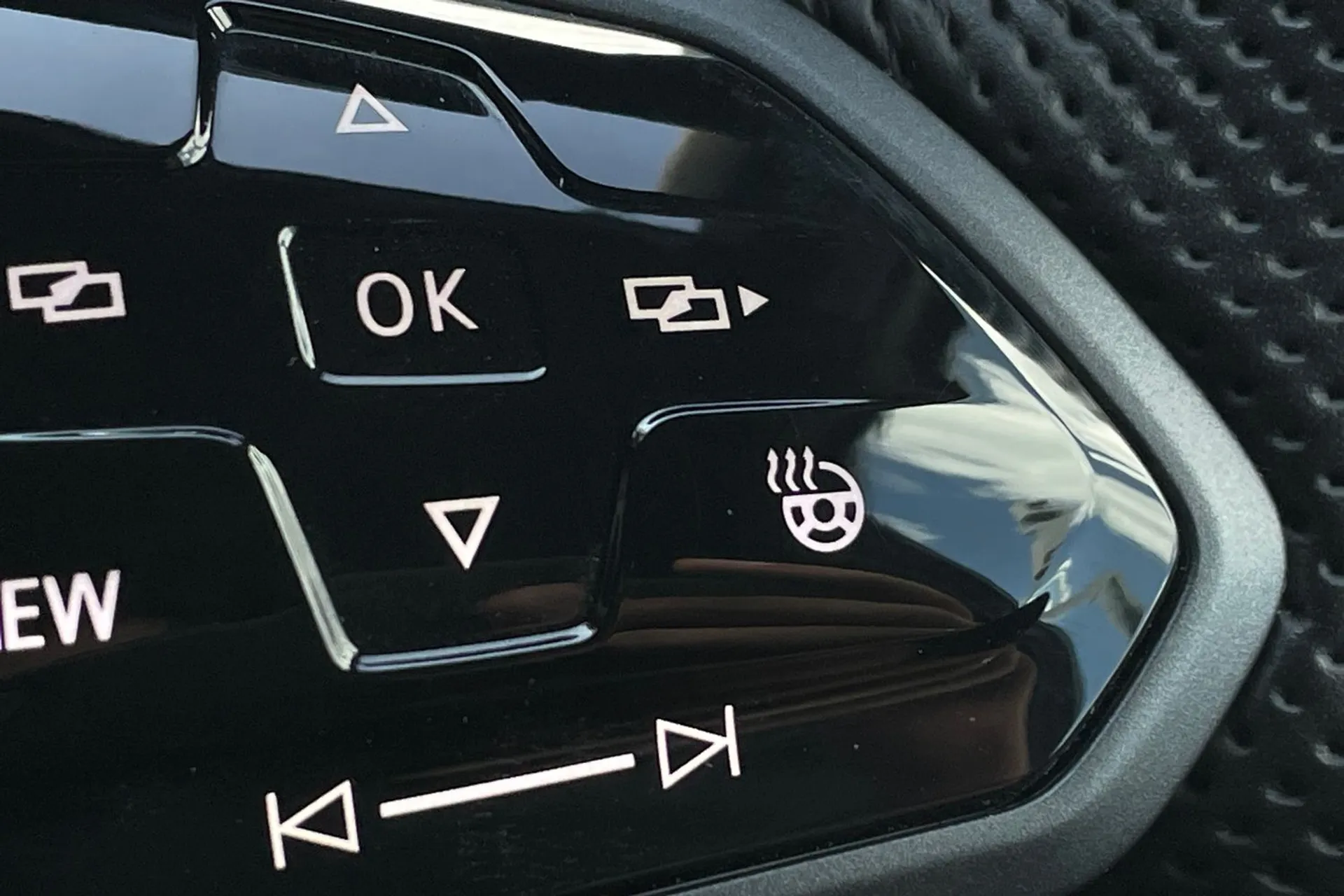 VOLKSWAGEN TIGUAN thumbnail image number 45
