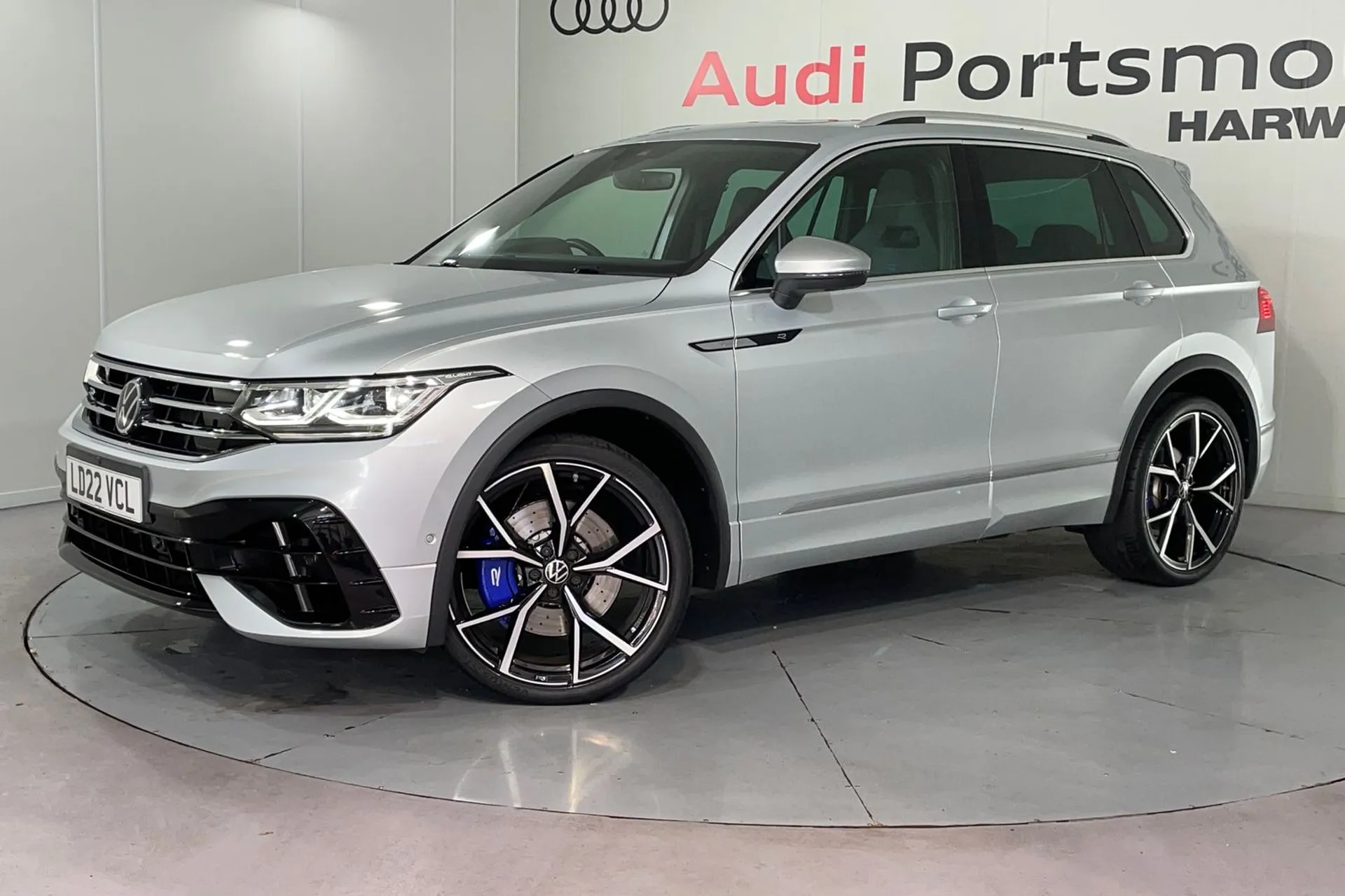 VOLKSWAGEN TIGUAN thumbnail image number 11