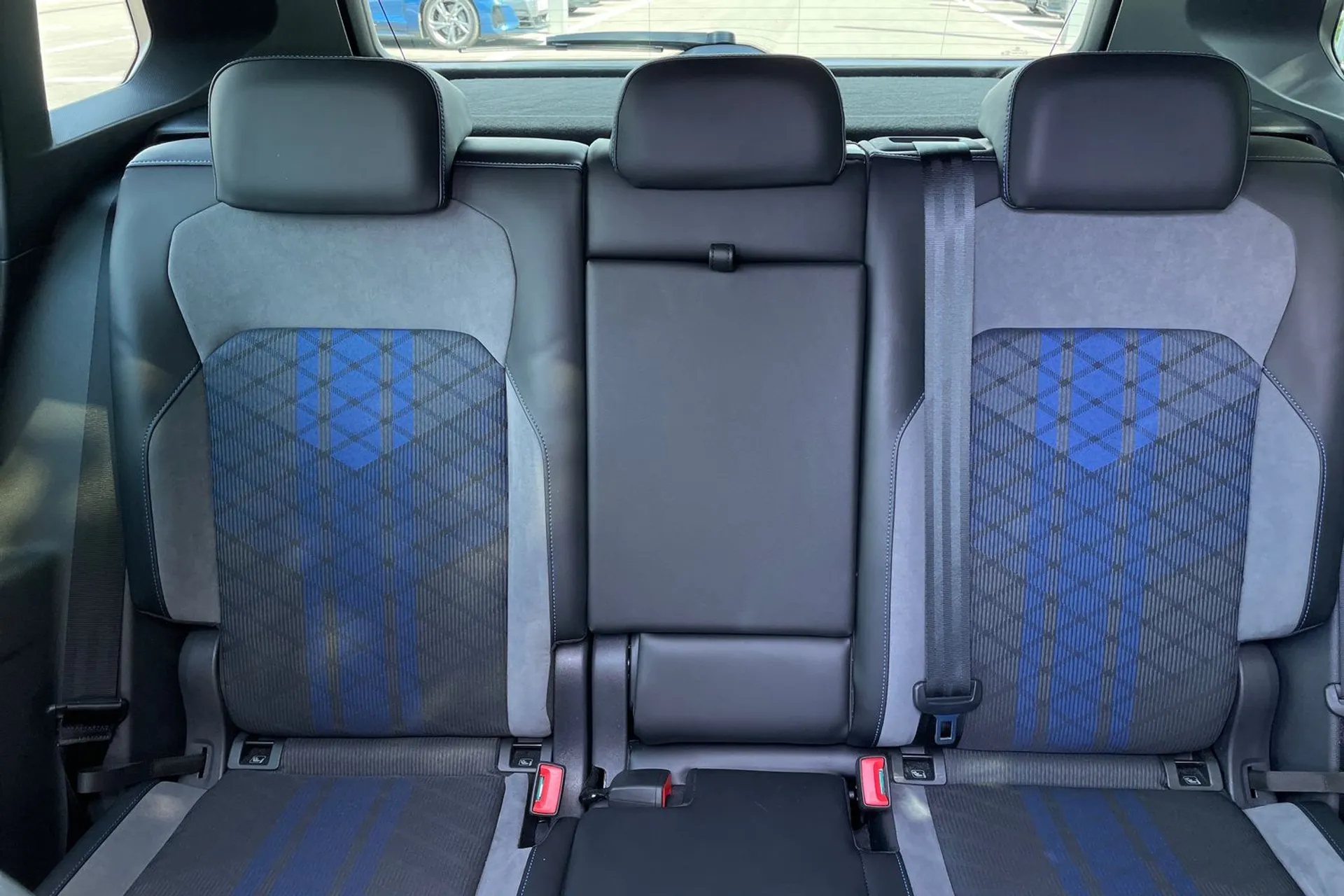 VOLKSWAGEN TIGUAN thumbnail image number 30