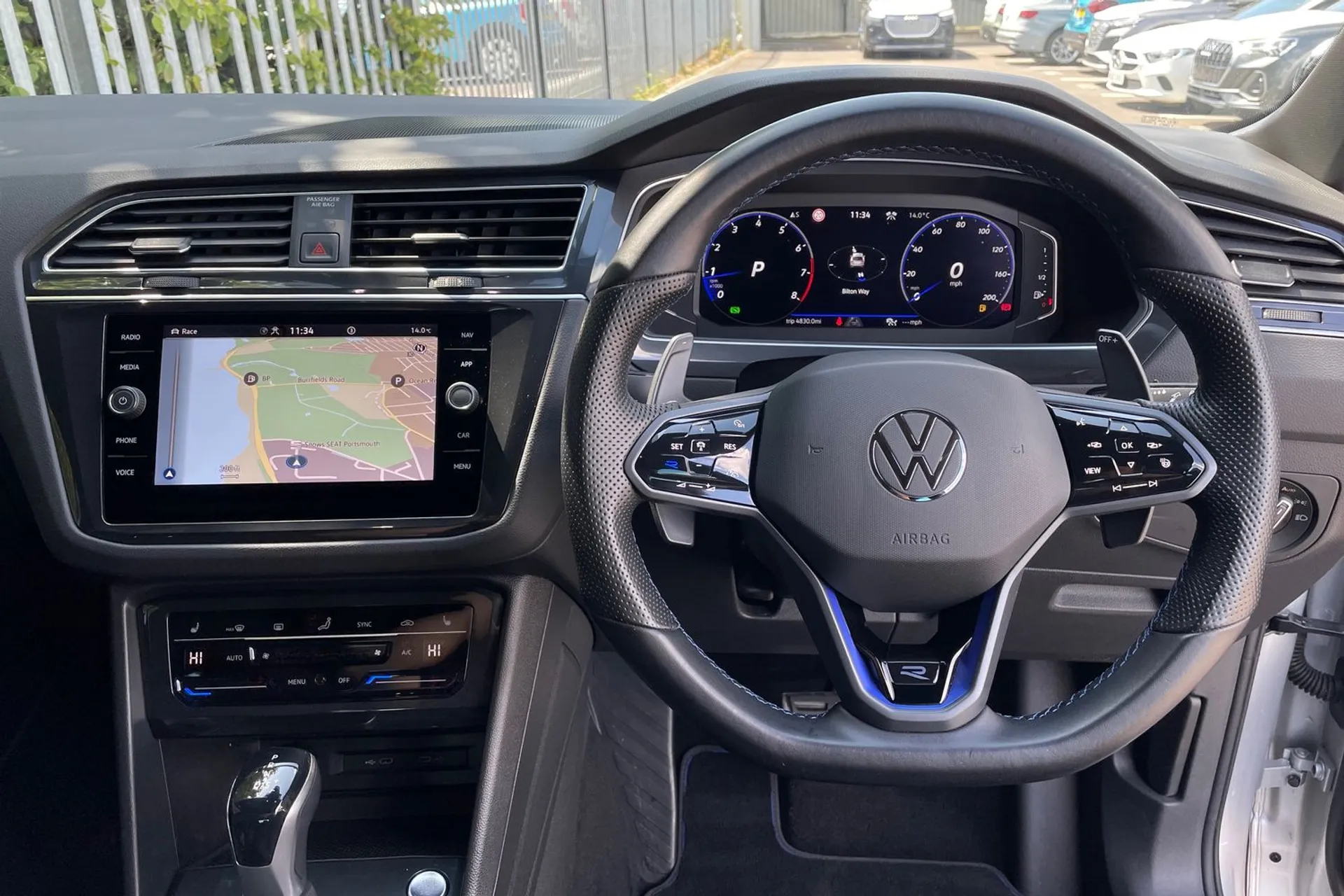 VOLKSWAGEN TIGUAN thumbnail image number 33