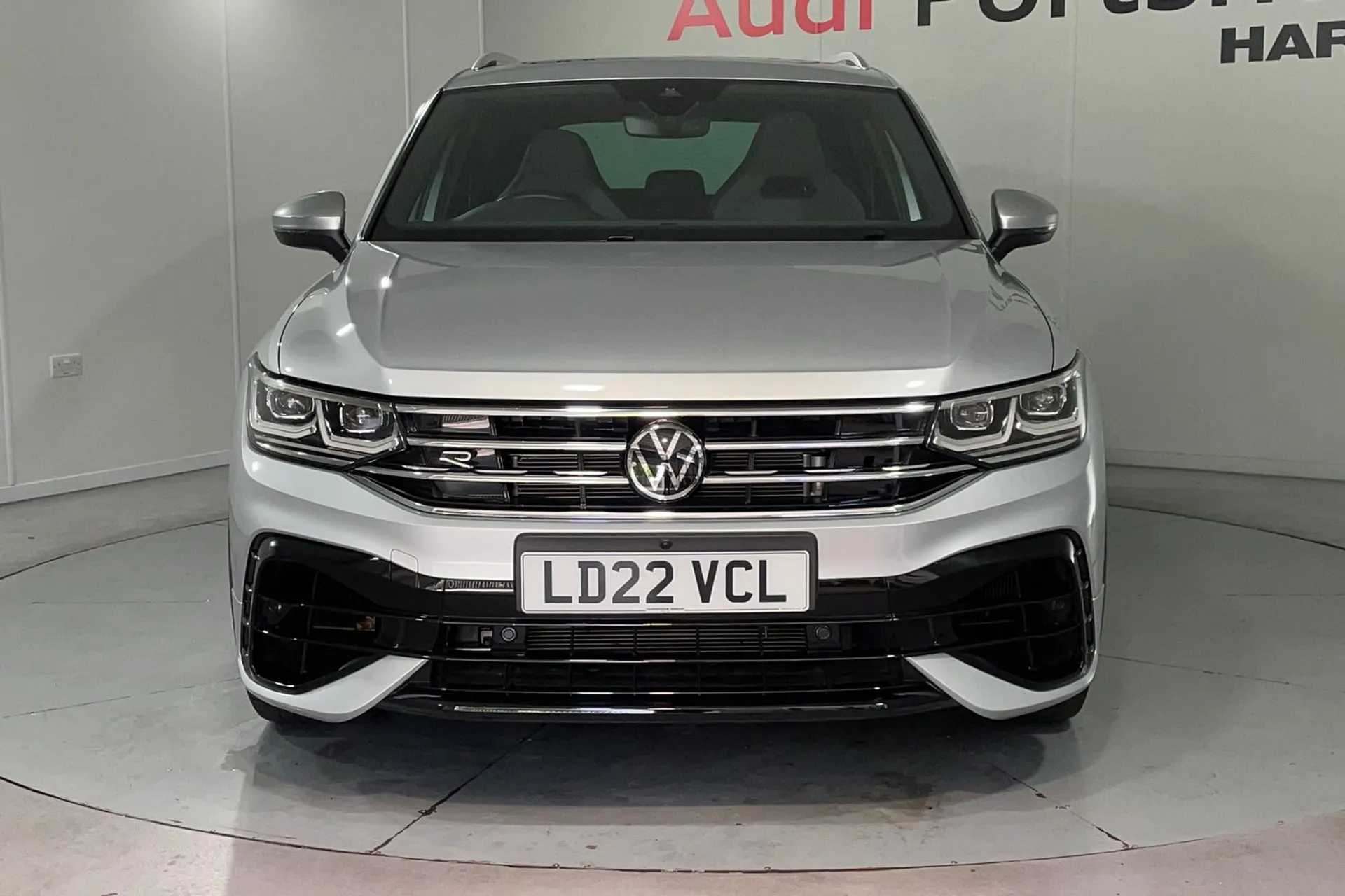VOLKSWAGEN TIGUAN thumbnail image number 12